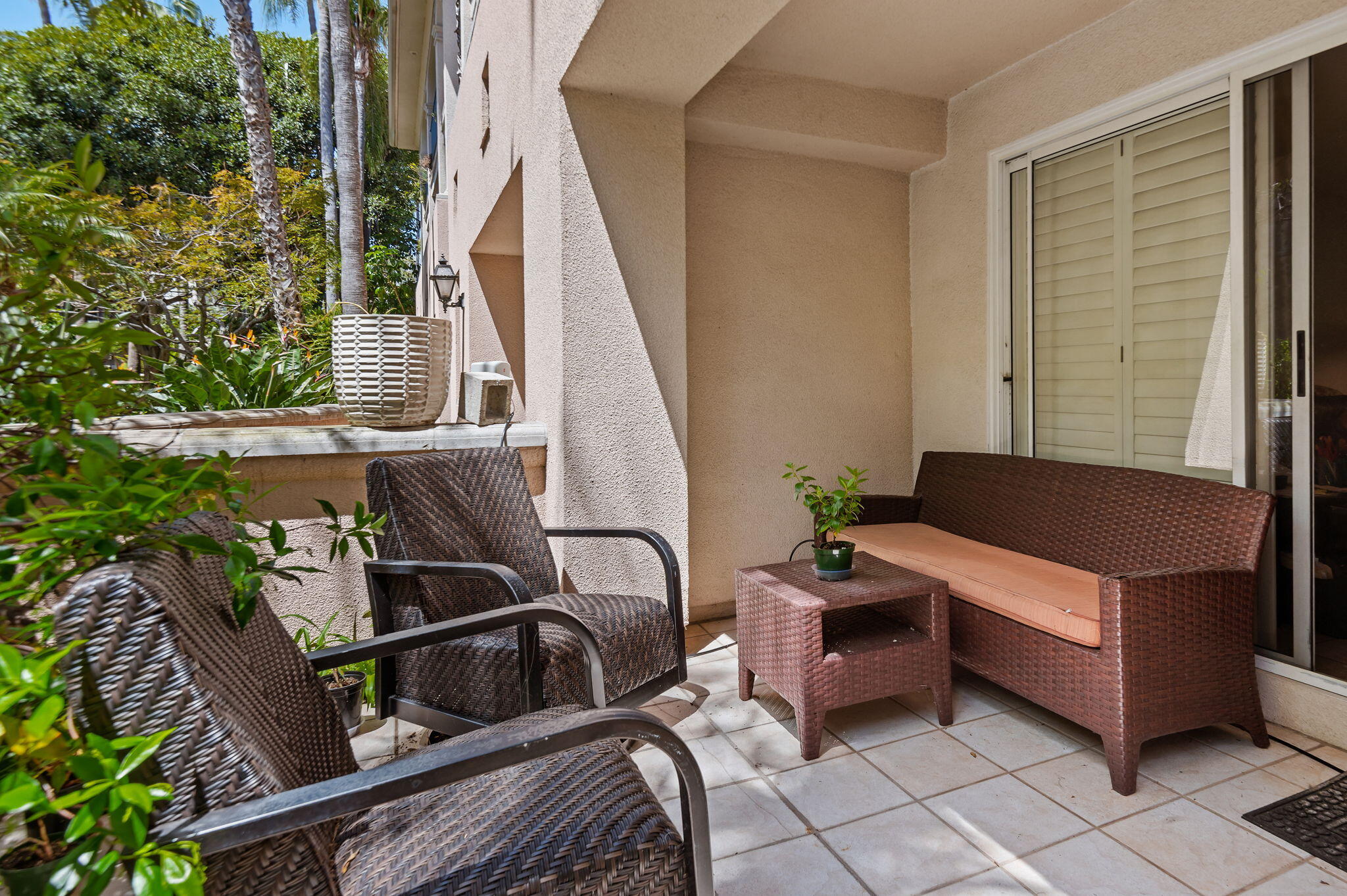 317 Por La Mar Circle Circle