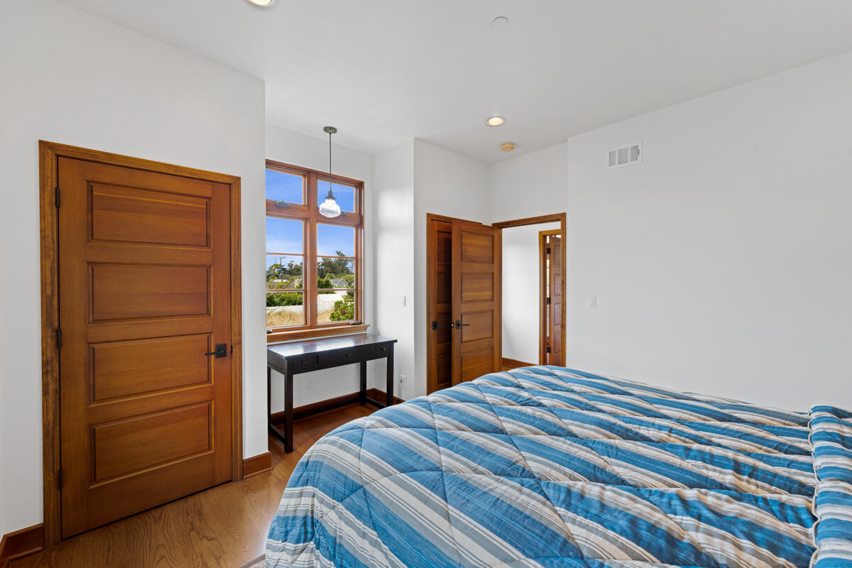 176 Ocean View Avenue