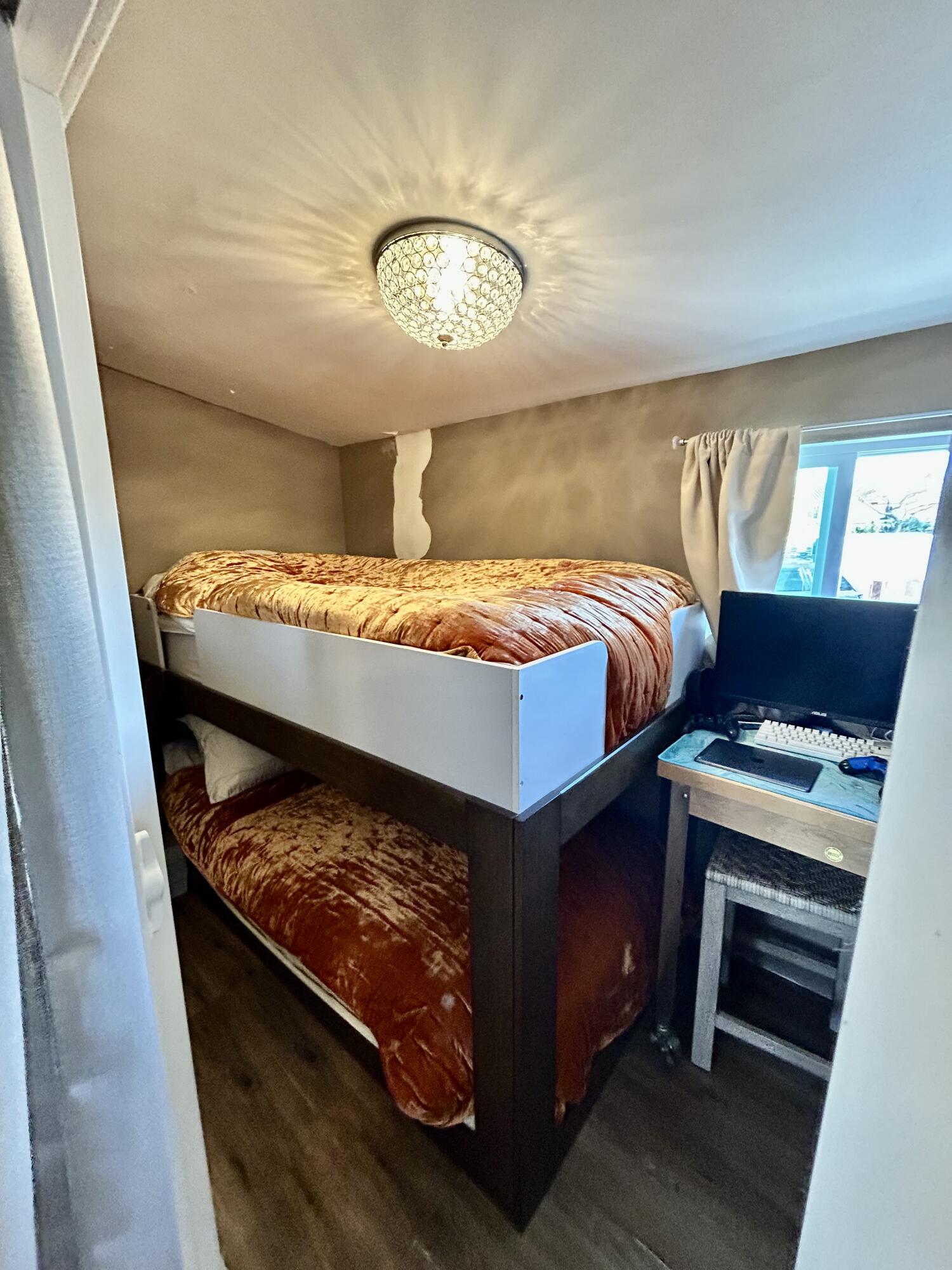 7368 Hollister Avenue, Spc 54