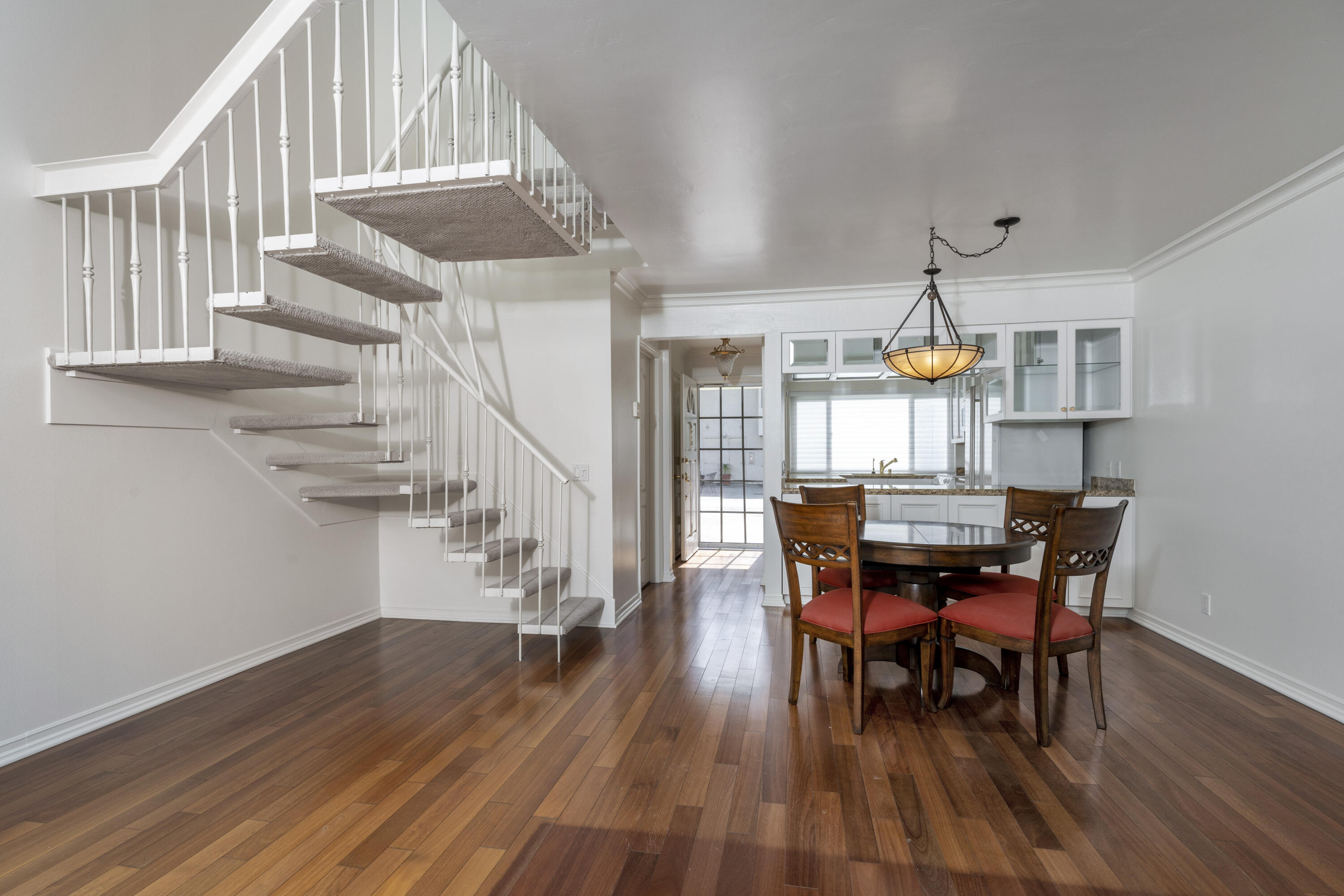 5455 8th Street, 95