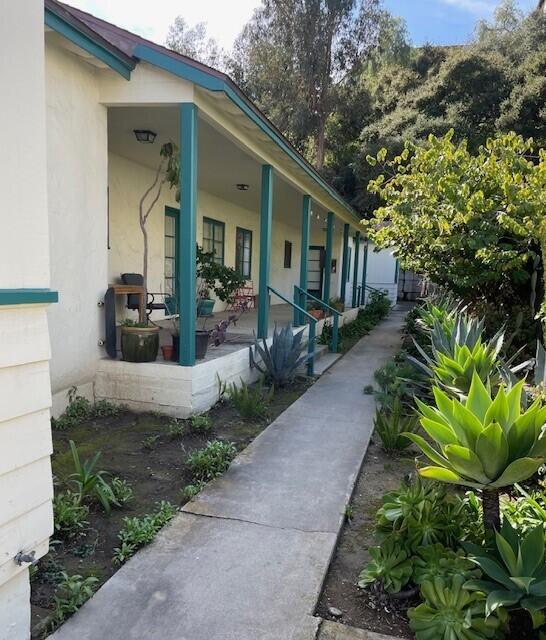 219 Ladera Street Unit: 3