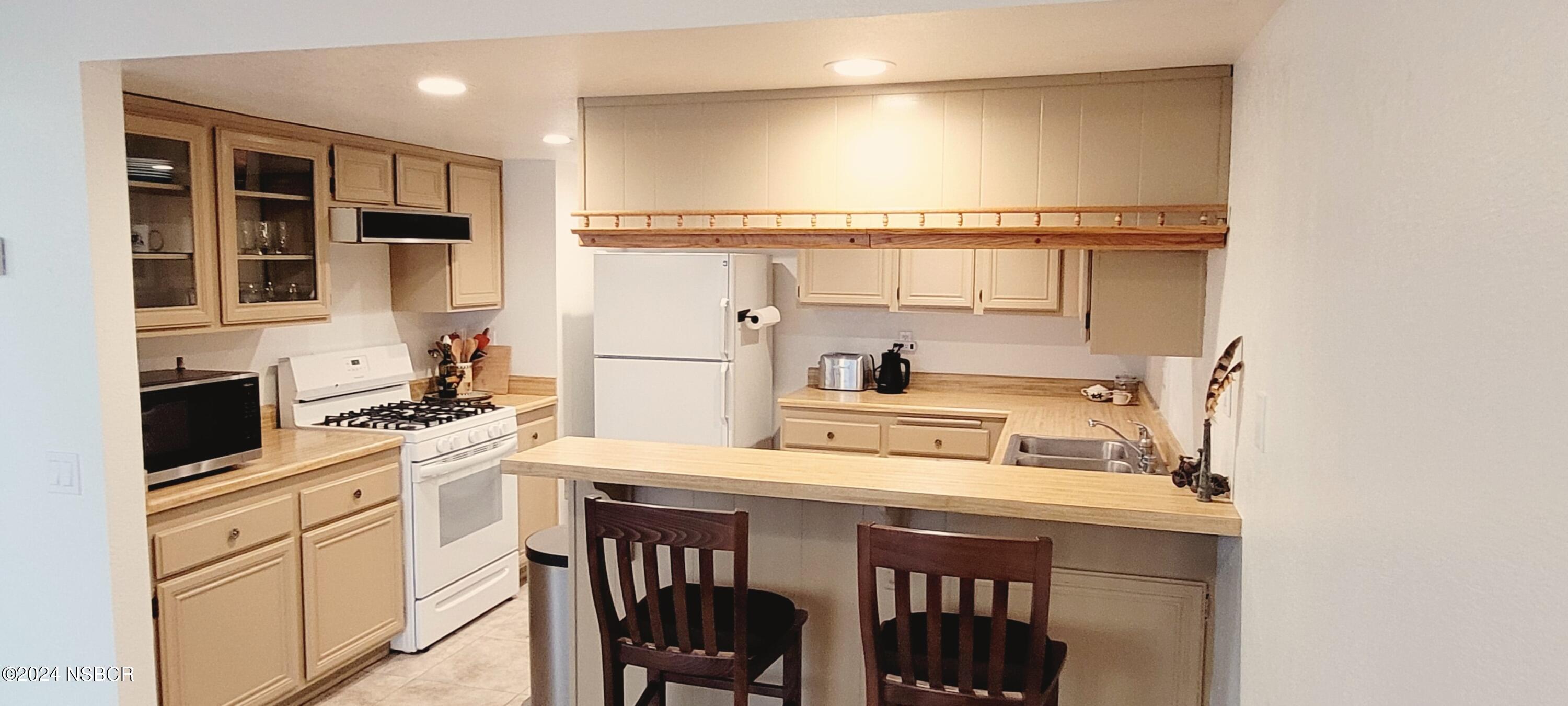 1215 Riverside Drive