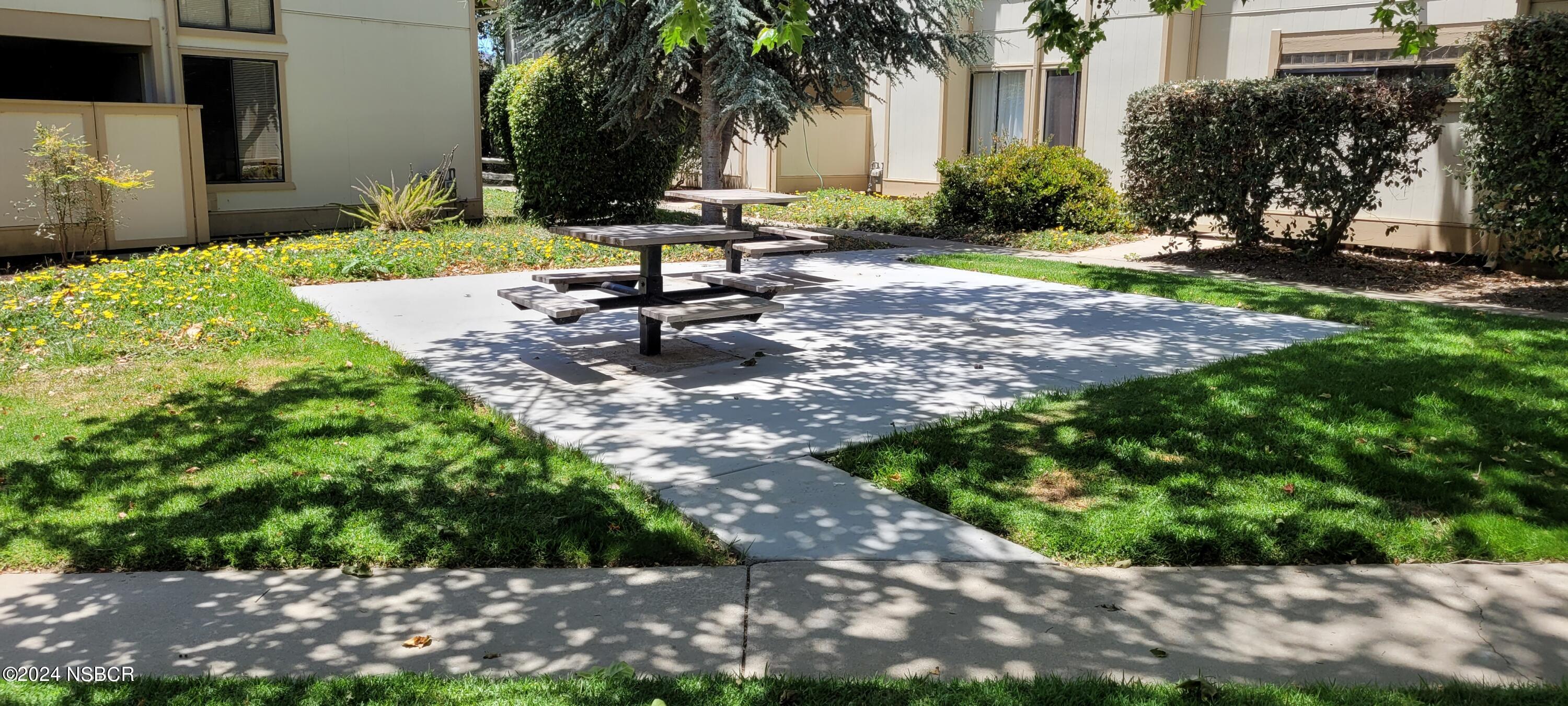 1215 Riverside Drive