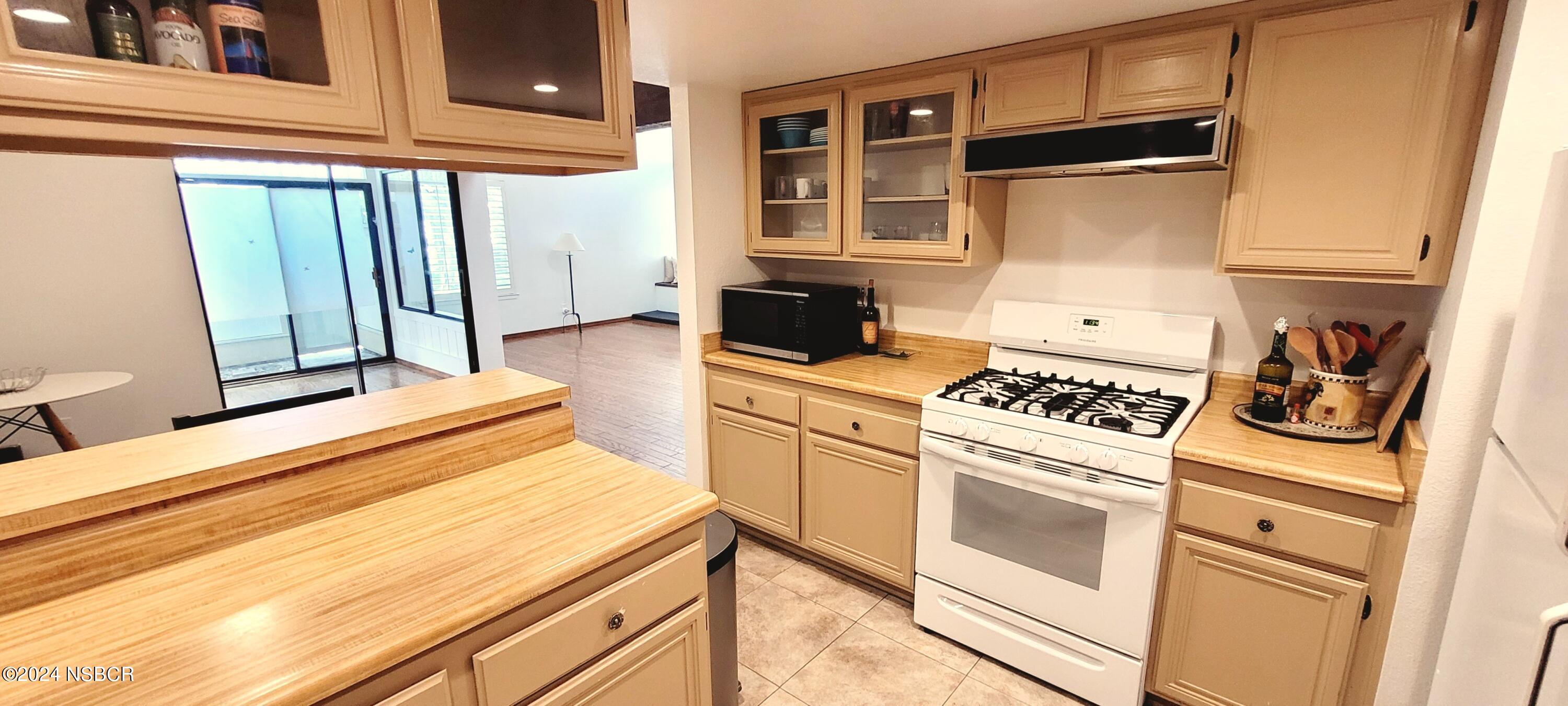 1215 Riverside Drive