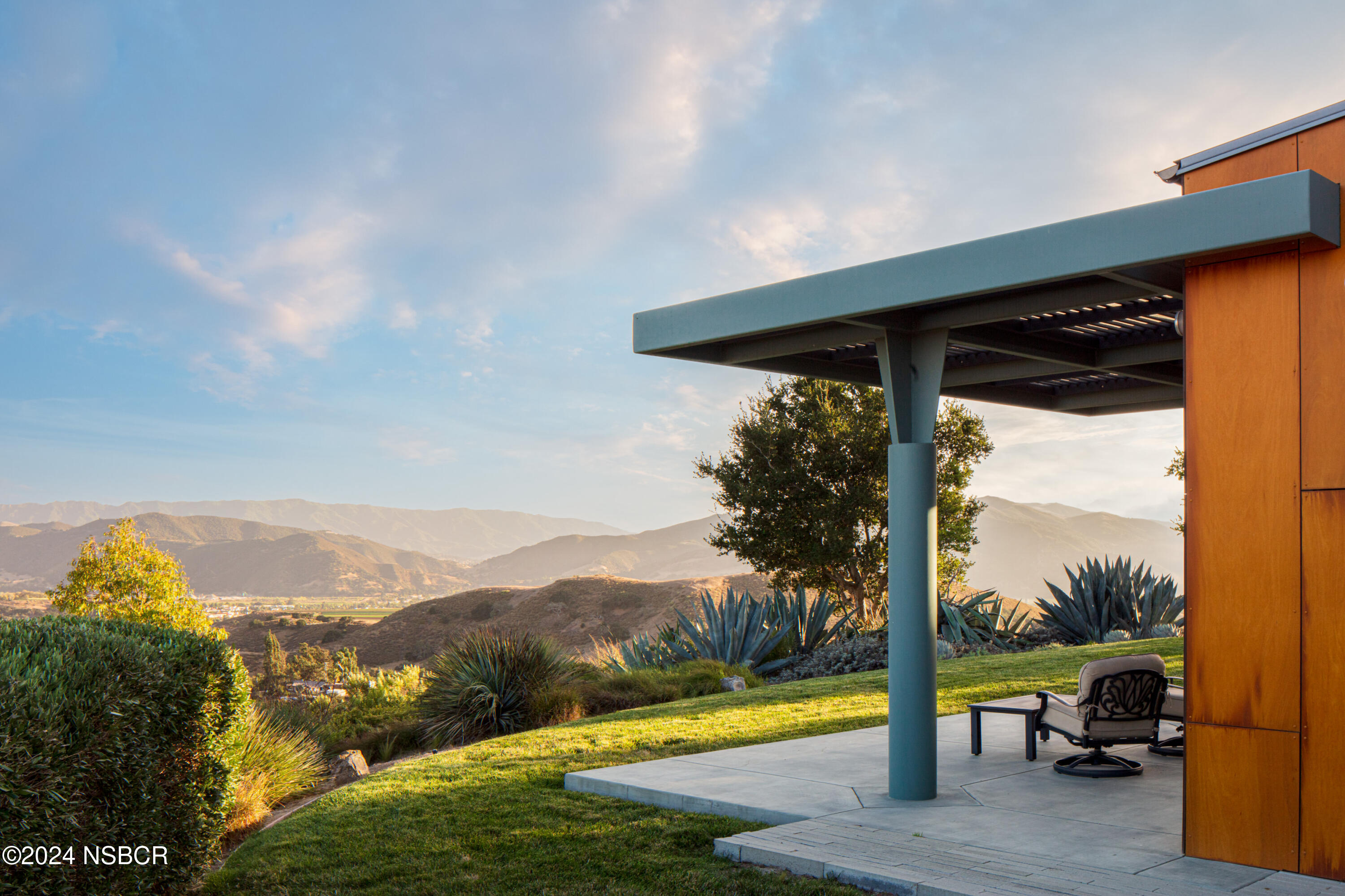 1270 Poppy Valley Road