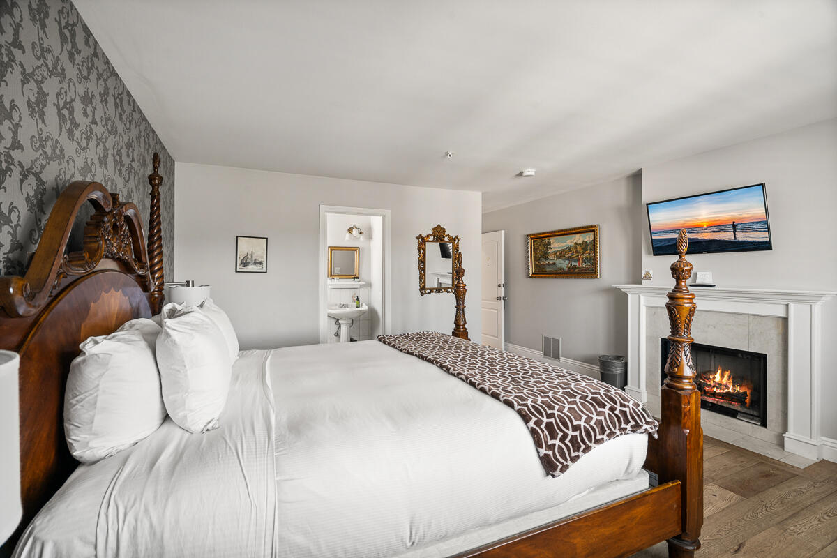 409 1st Street, SOLVANG