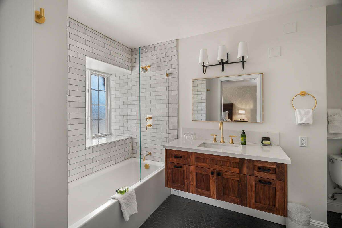 409 1st Street, SOLVANG