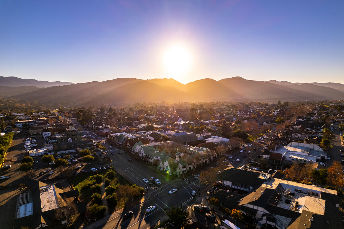 409 1st Street, SOLVANG