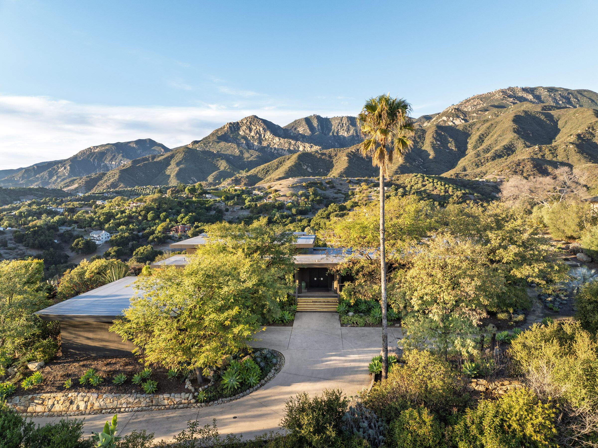 1667 Las Canoas Road