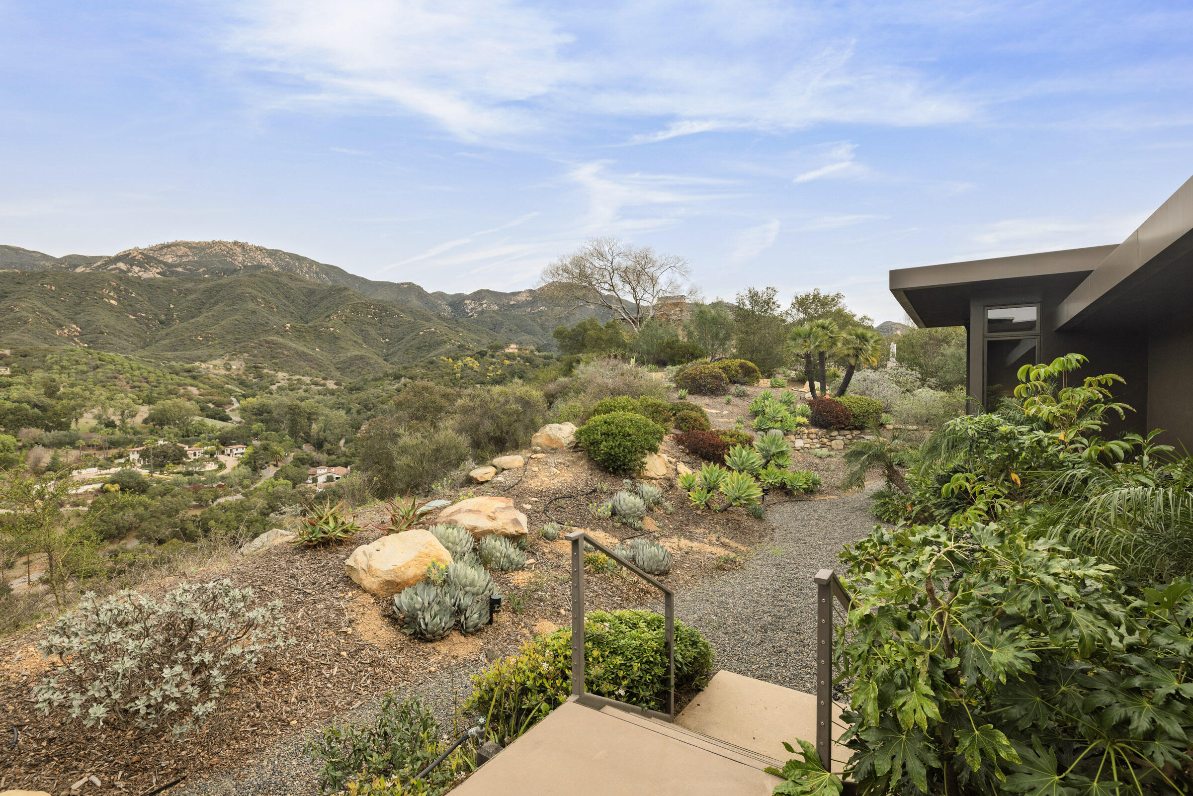 1667 Las Canoas Road