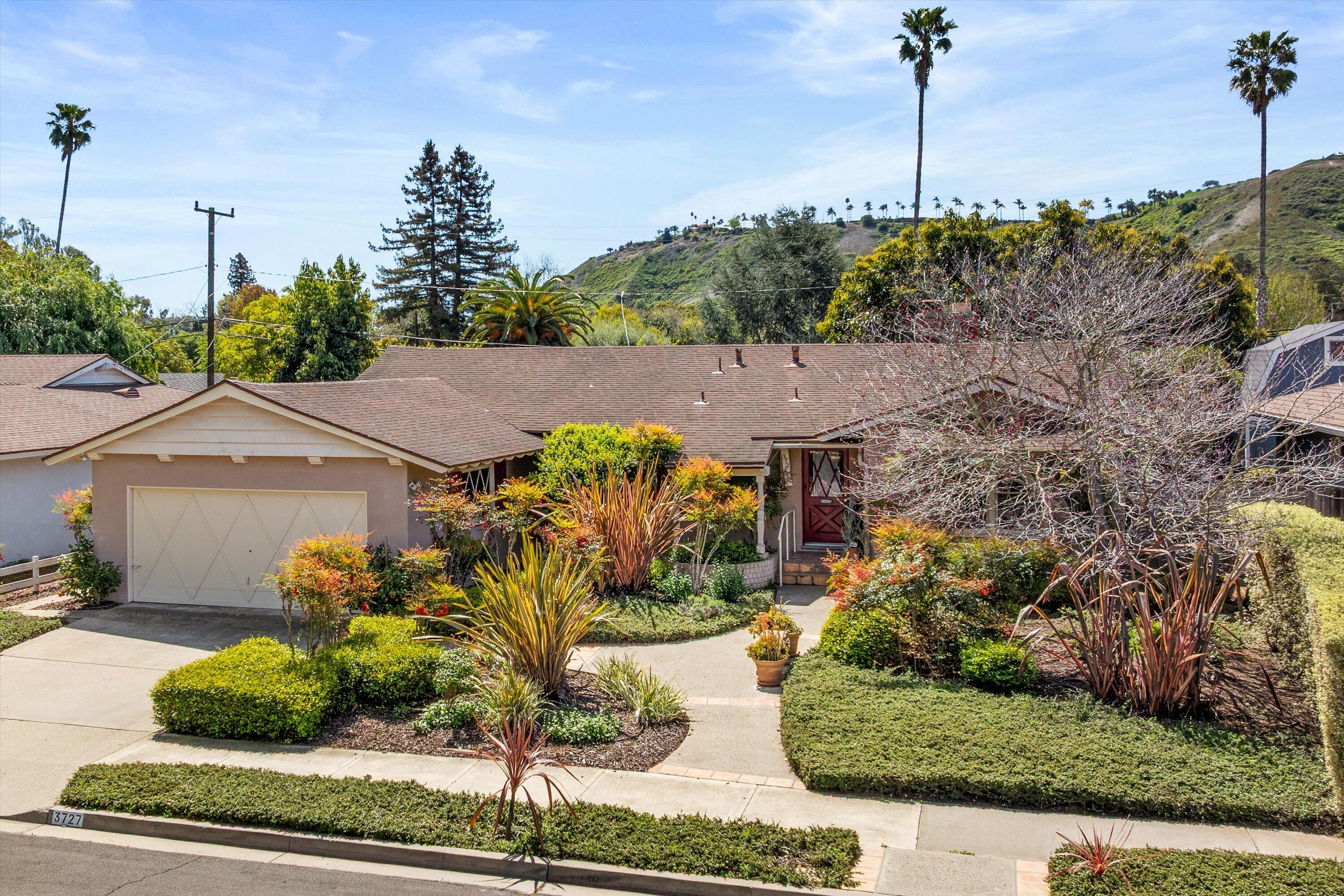 3727 Pescadero Drive