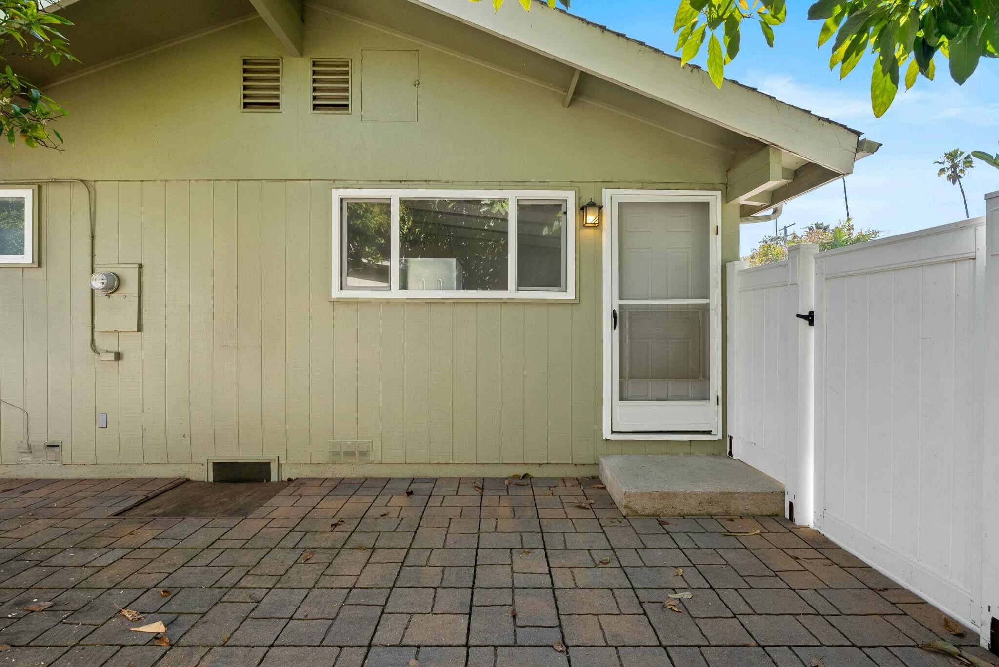 9 S Voluntario Street