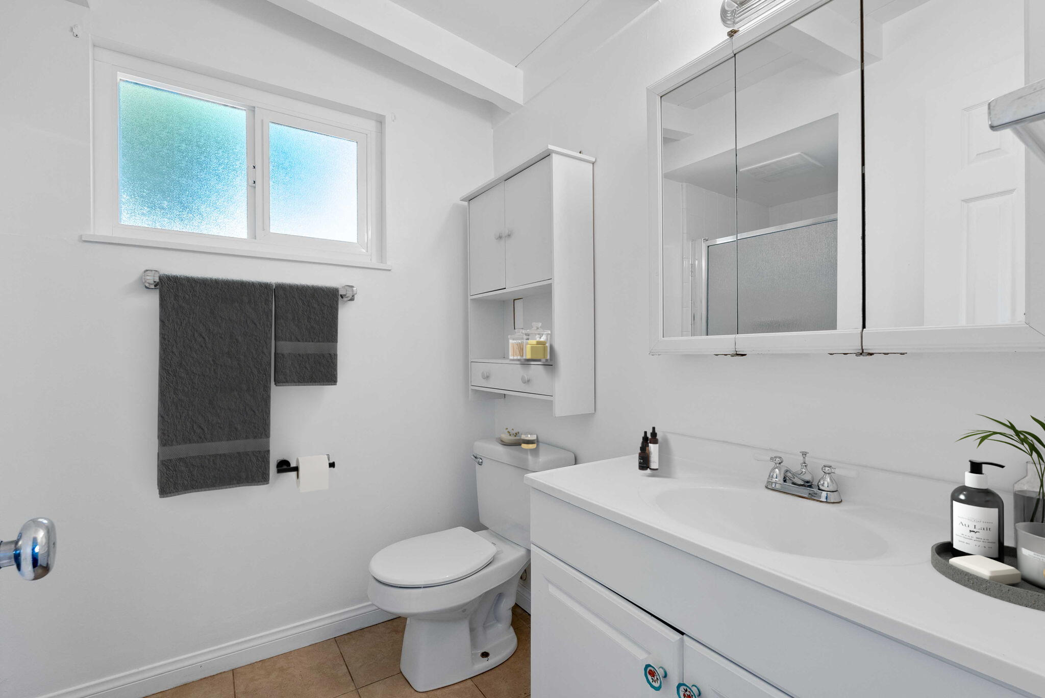 9 S Voluntario Street