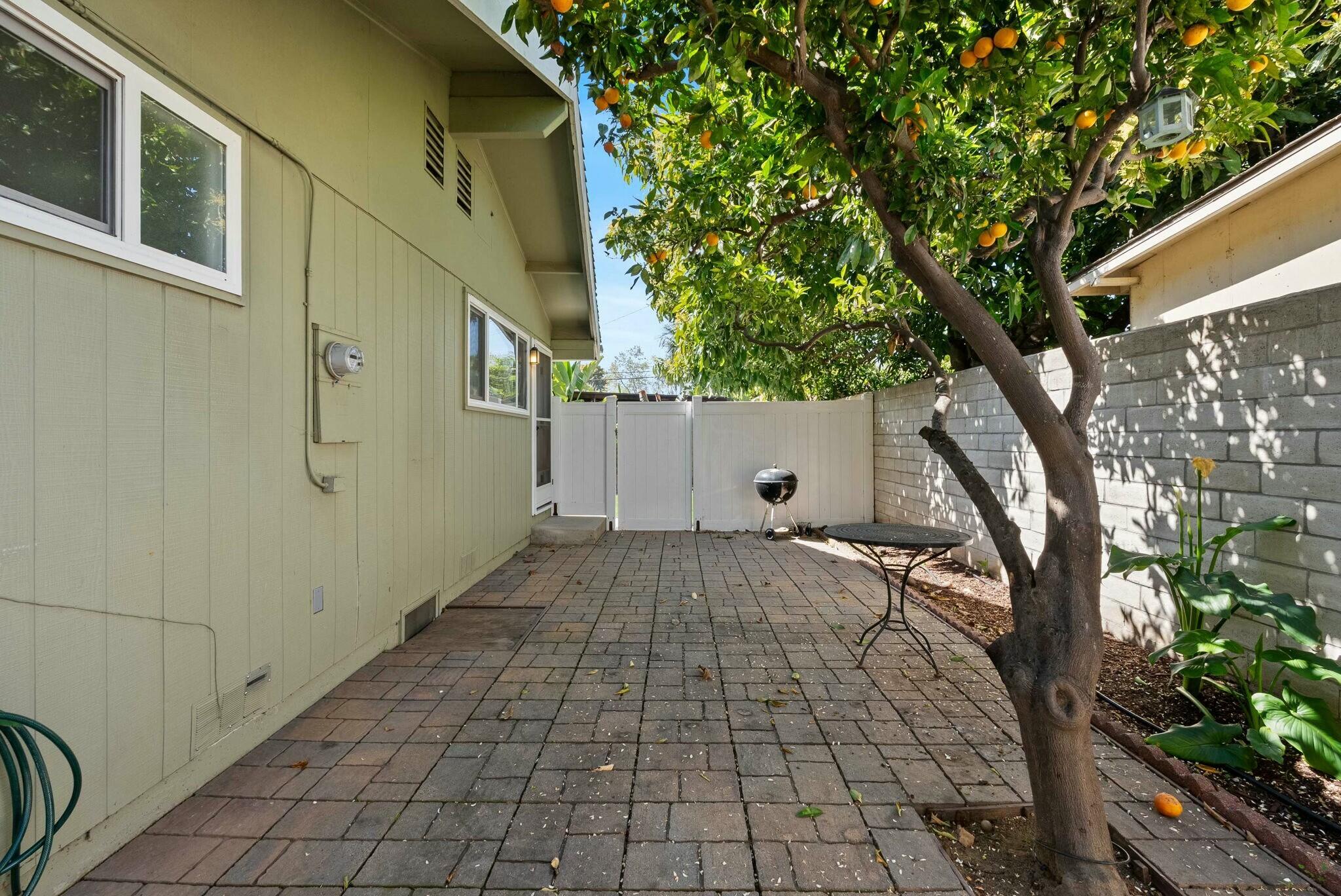 9 S Voluntario Street