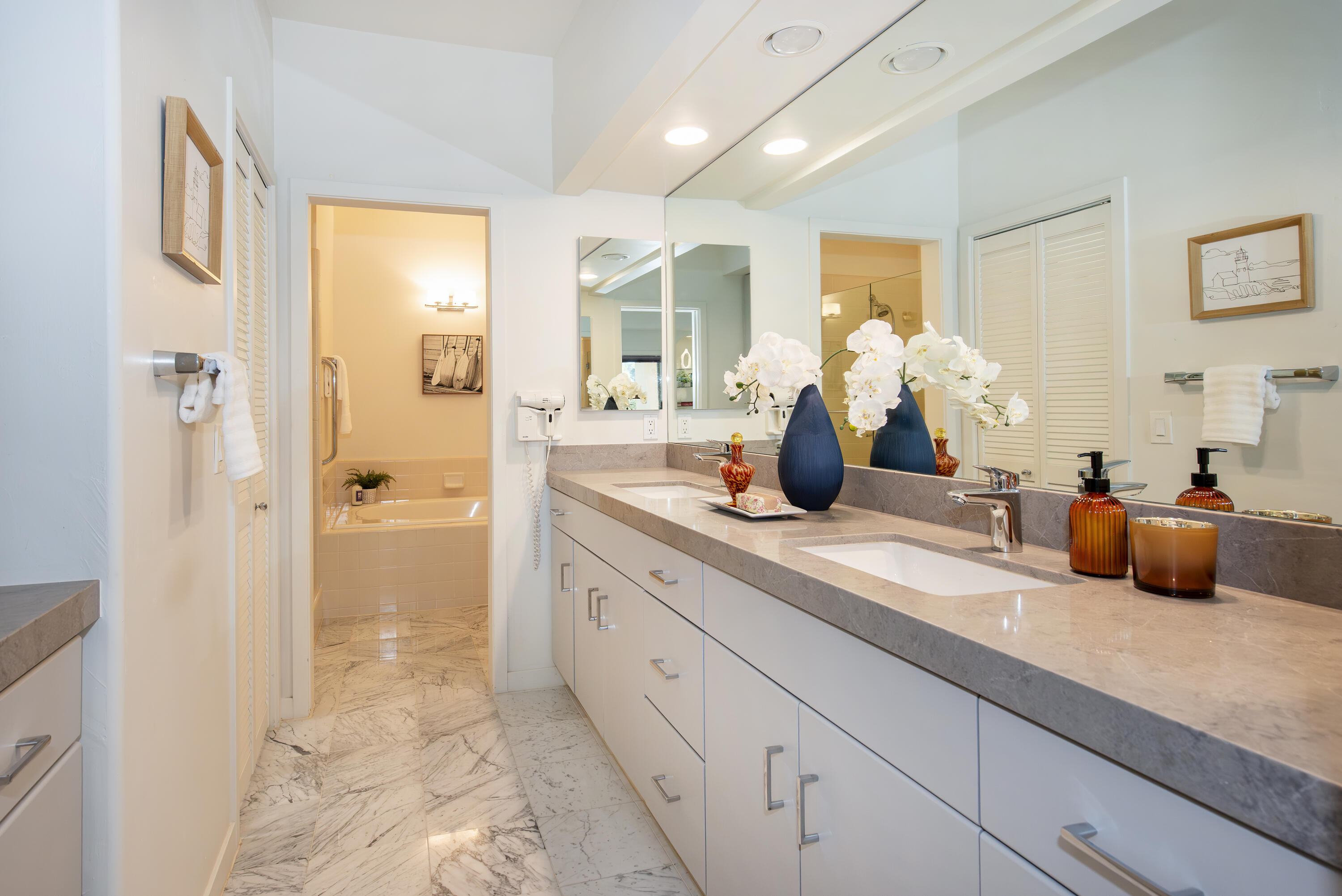 4440 Shadow Hills Circle, C