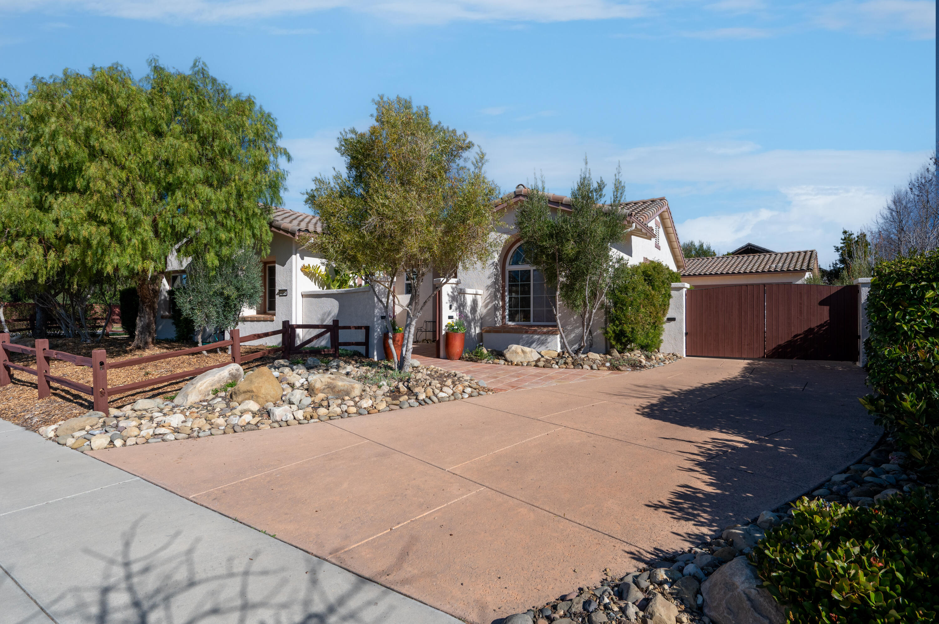 1214 Coast Oak Drive