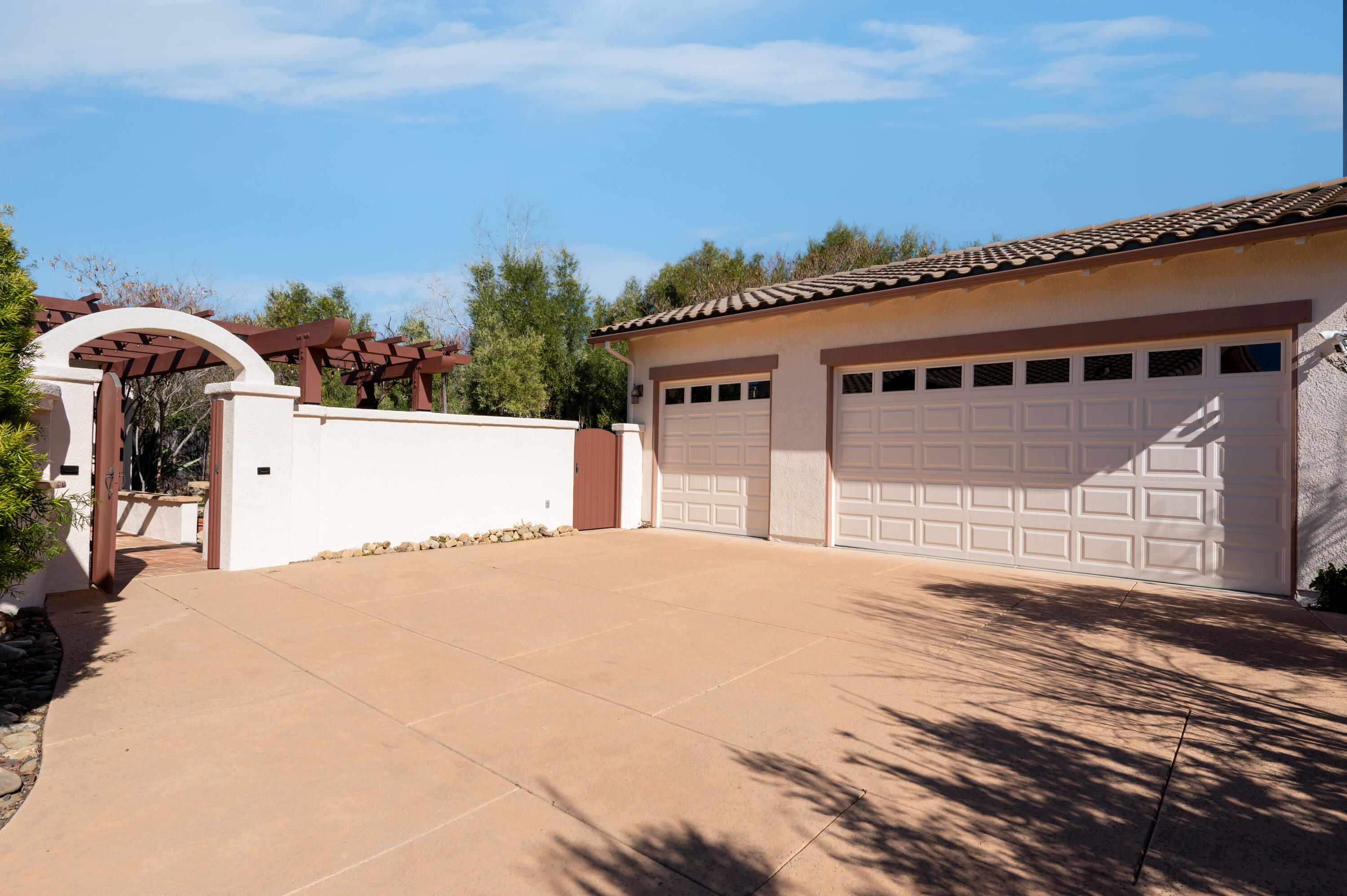 1214 Coast Oak Drive