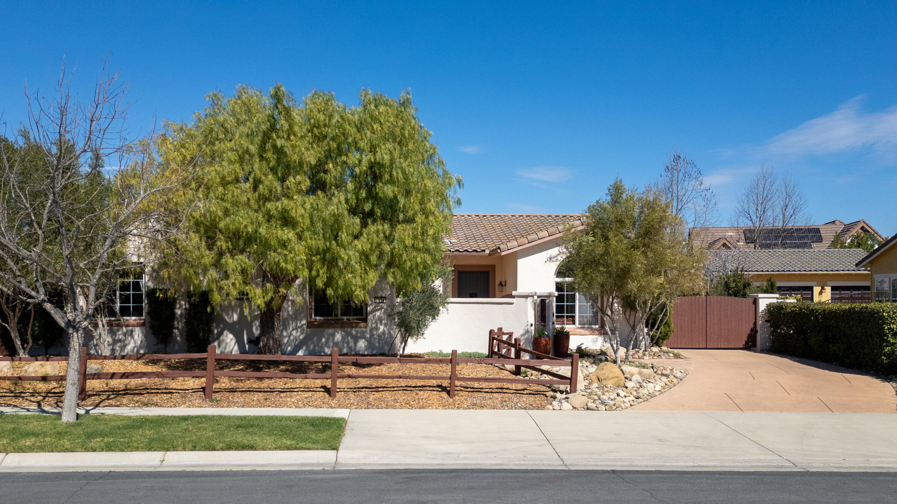 1214 Coast Oak Drive