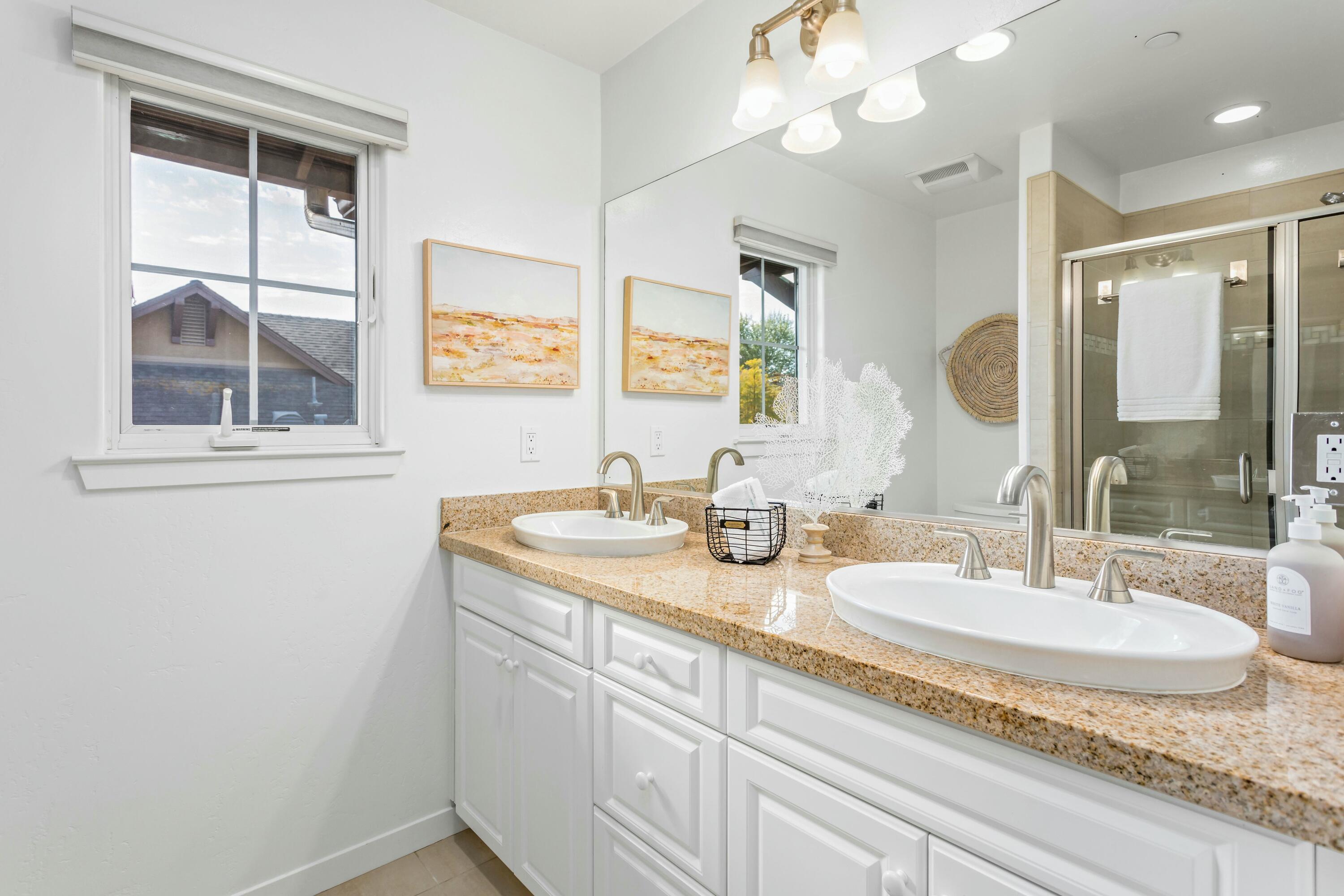 345 Kellogg Way, 2