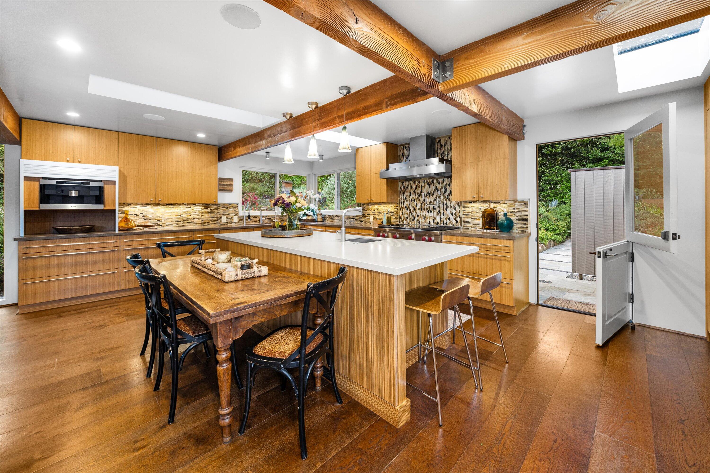 655 Oak Springs Lane