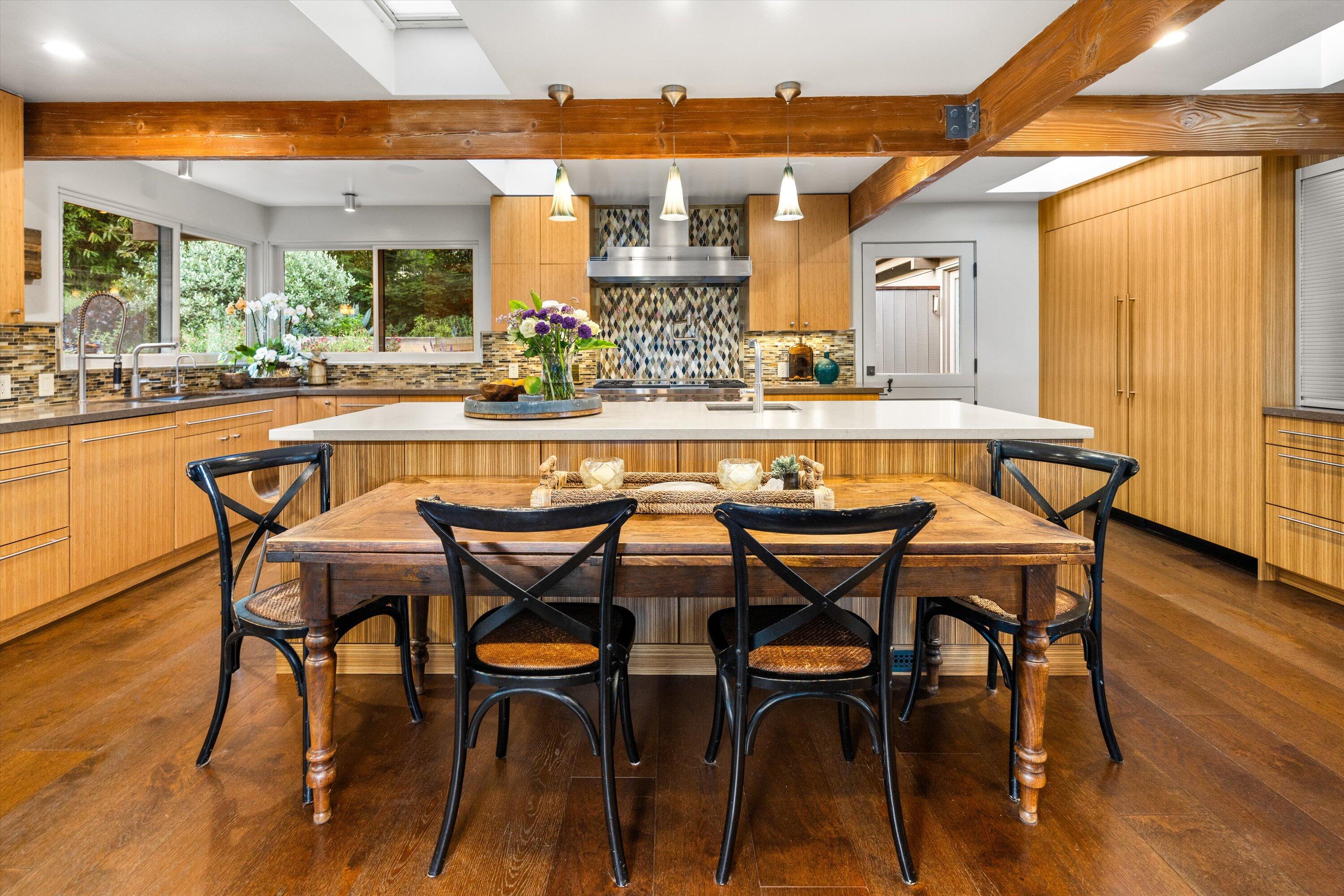 655 Oak Springs Lane