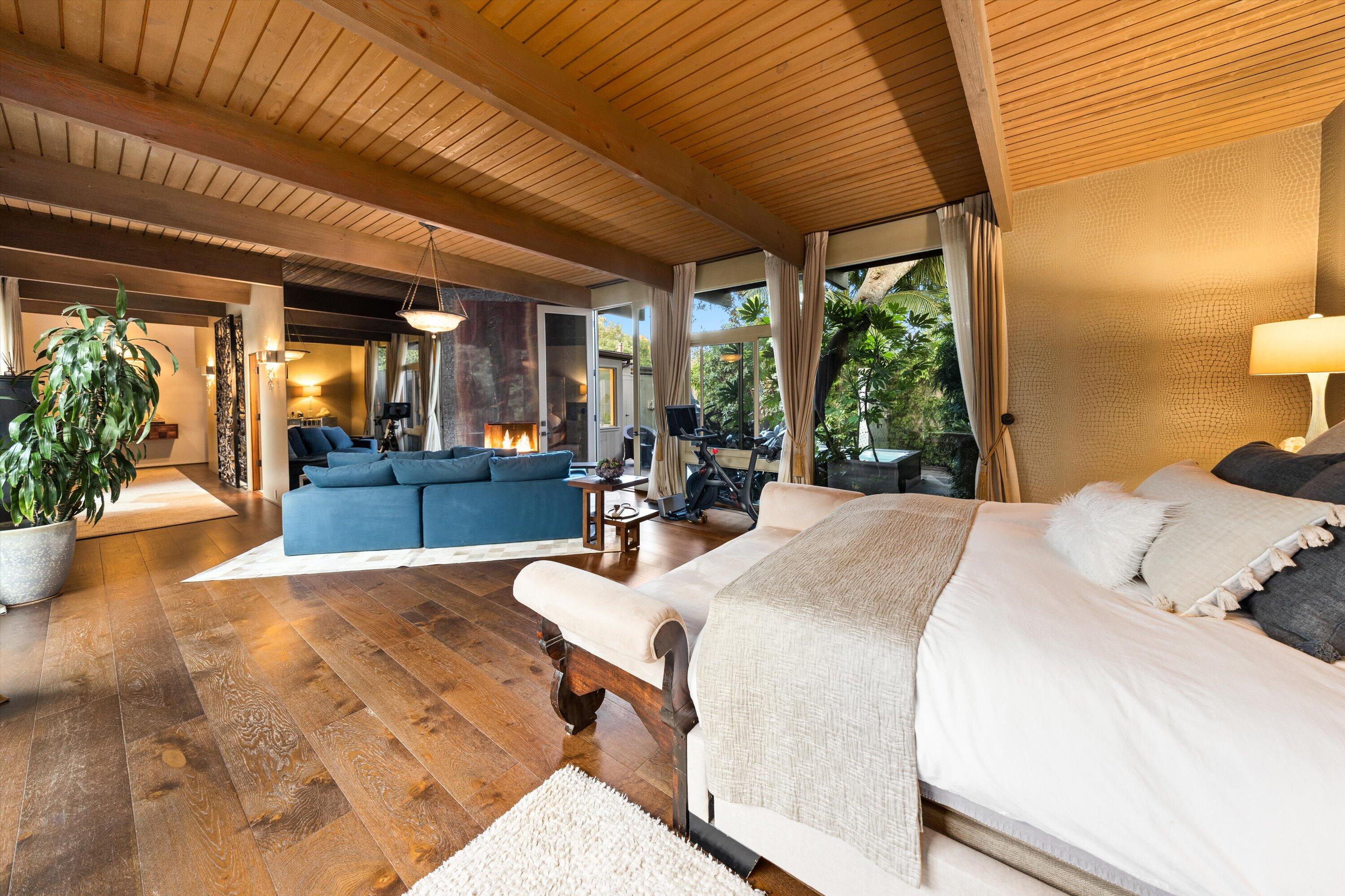 655 Oak Springs Lane