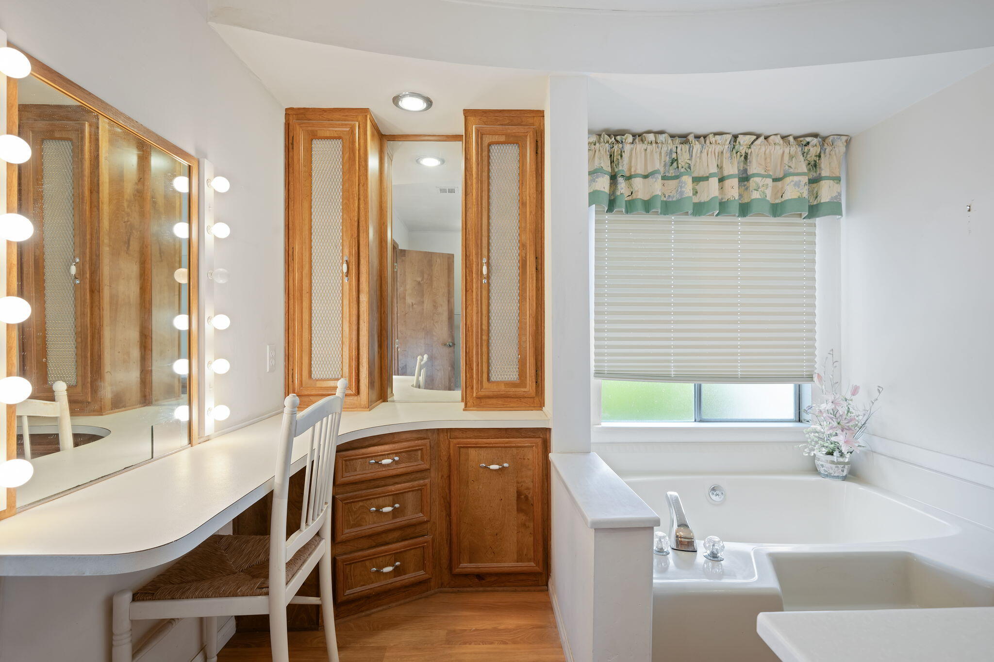 340 Old Mill Road, 205