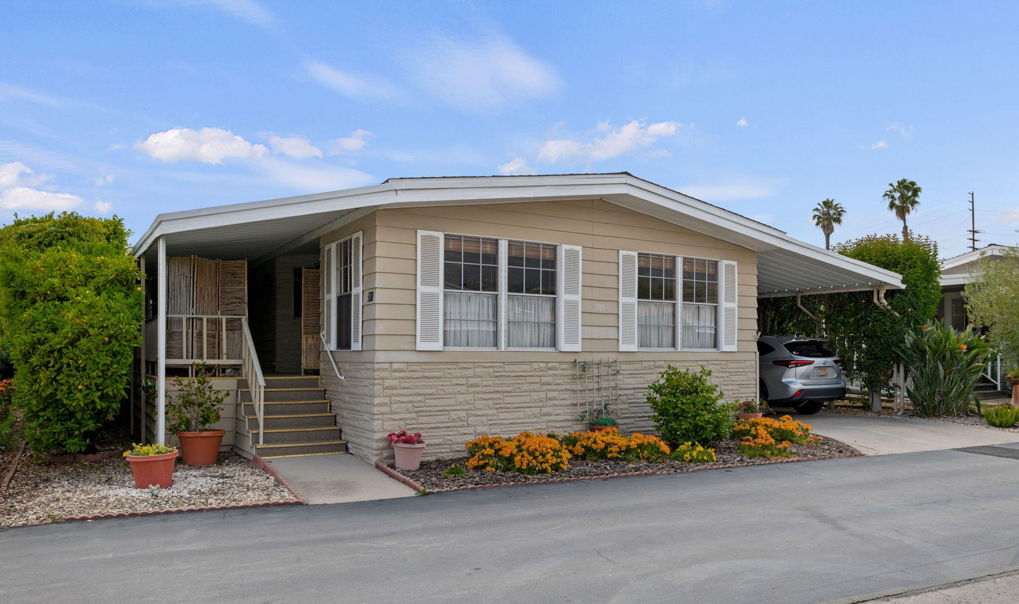 340 Old Mill Road, 205