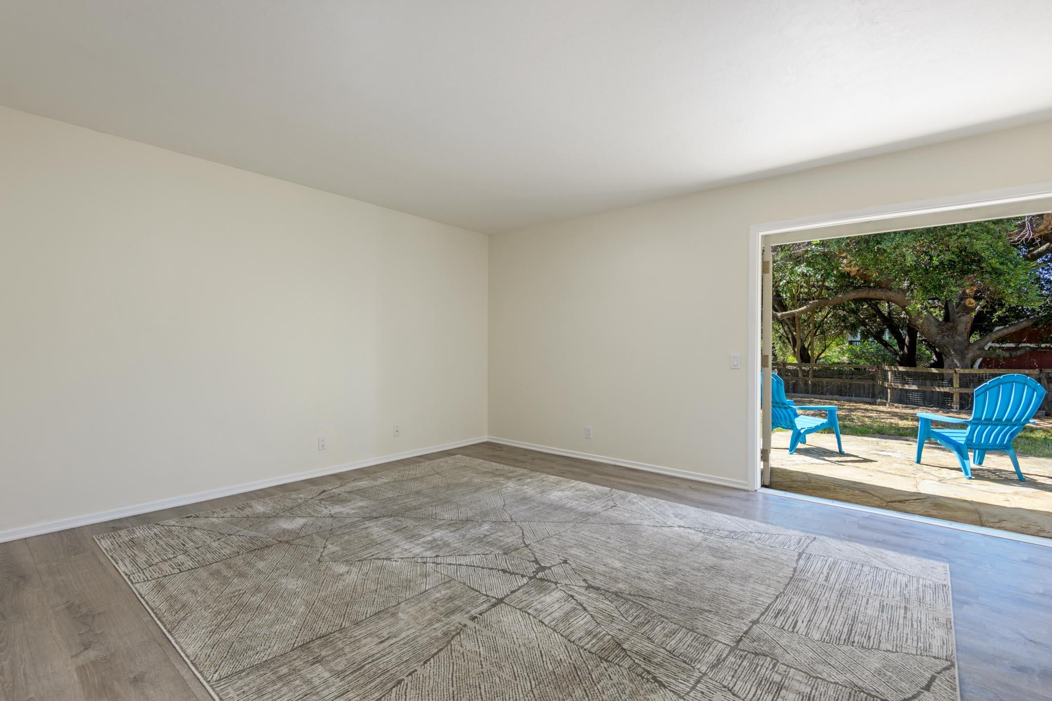 5515 Longfellow Drive