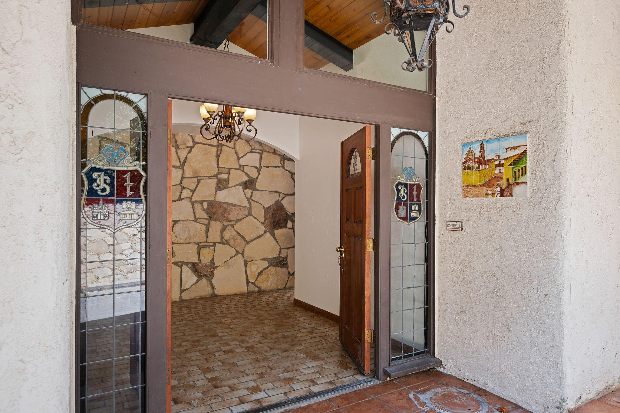 2106 Mt Calvary Road