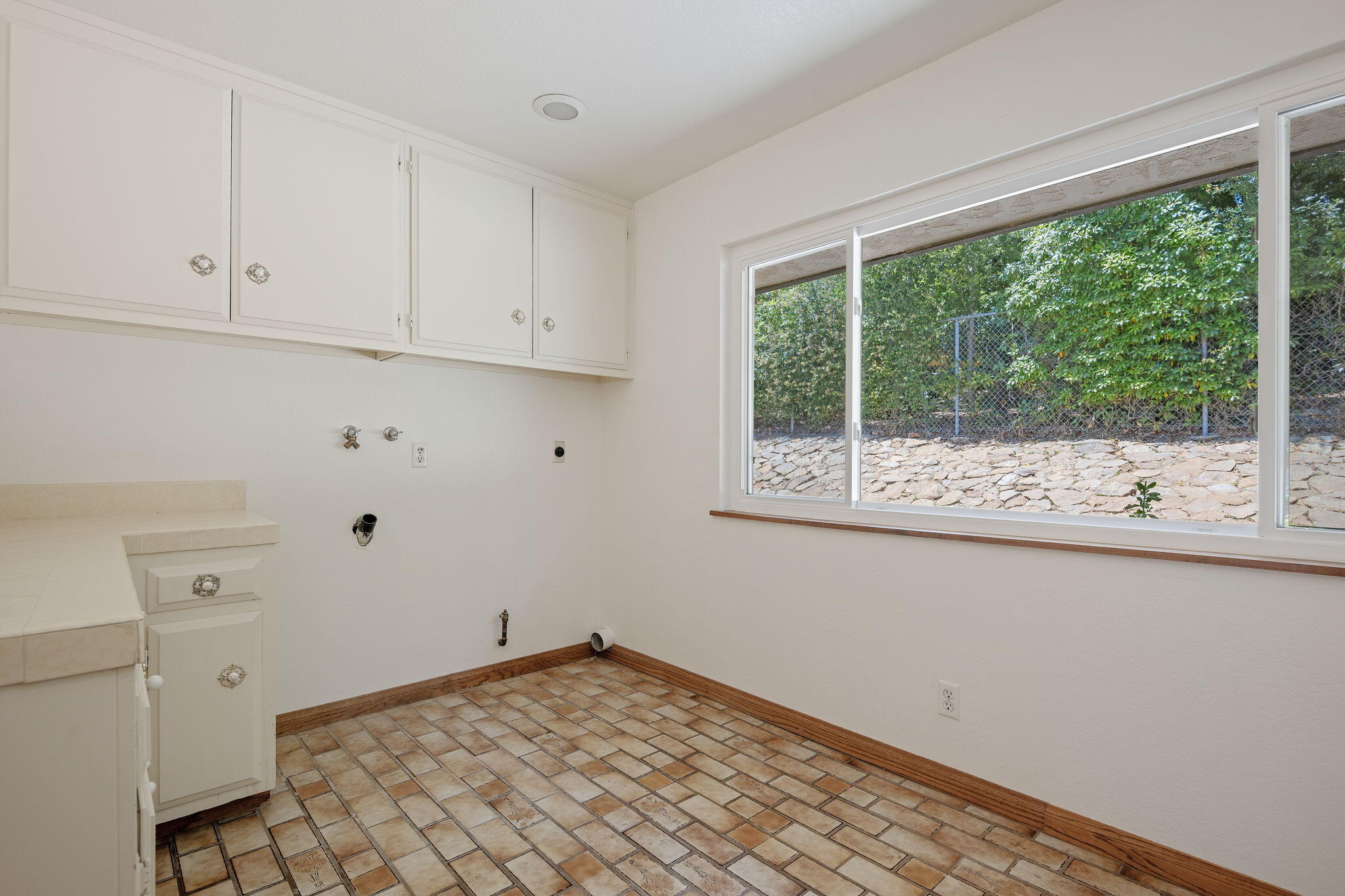 2106 Mt Calvary Road