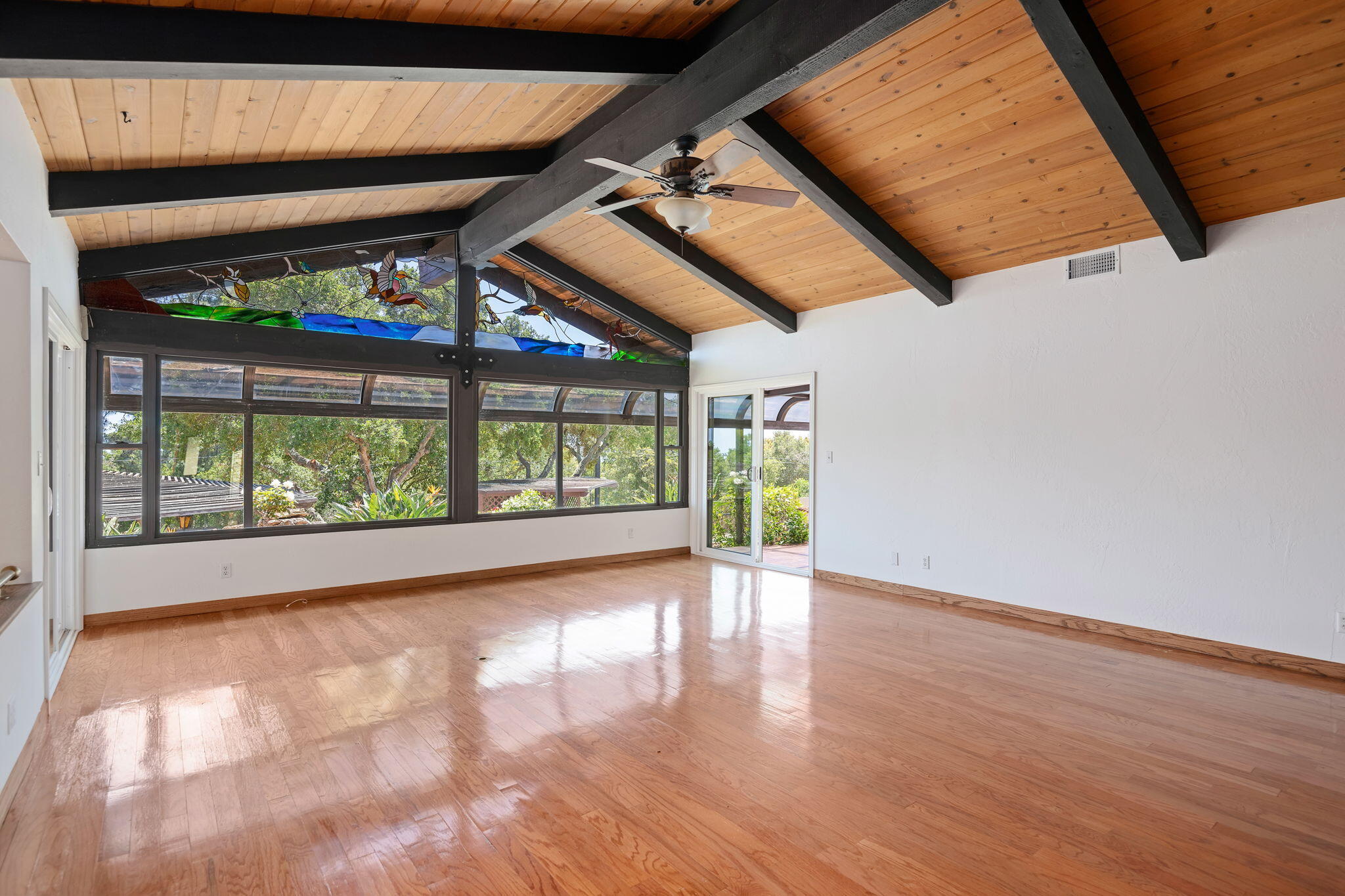 2106 Mt Calvary Road