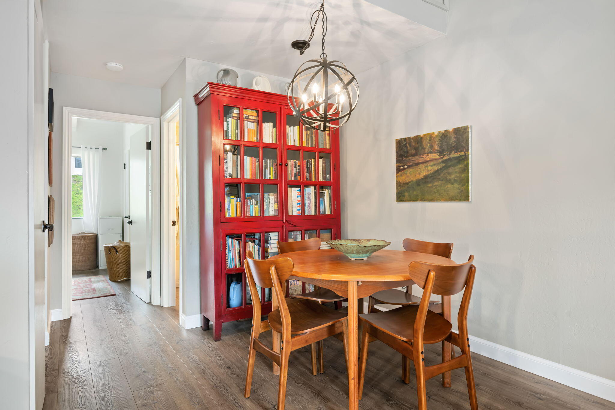 965 Miramonte Drive, 6