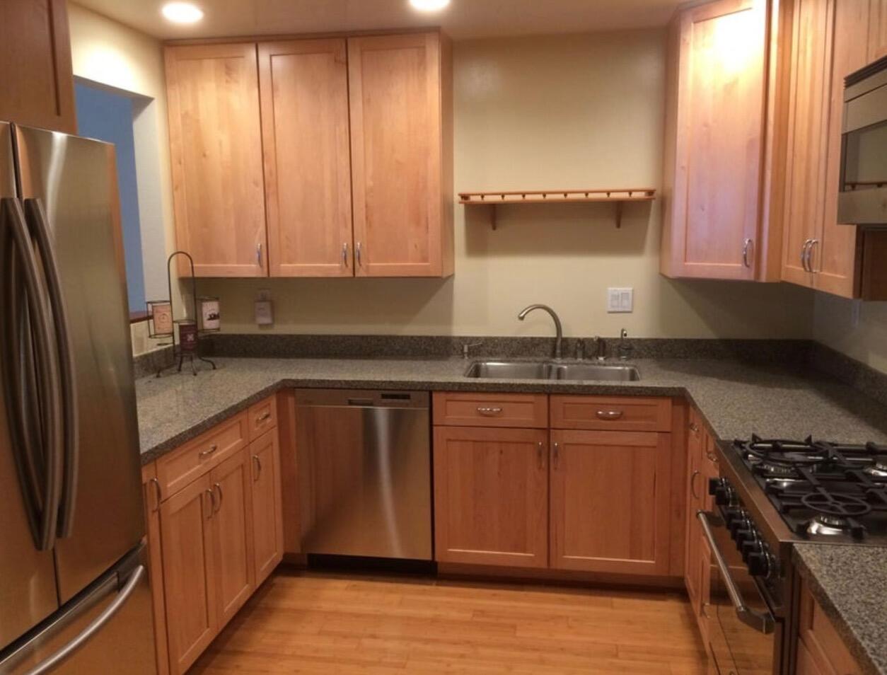 4527 Carpinteria Avenue Unit: G