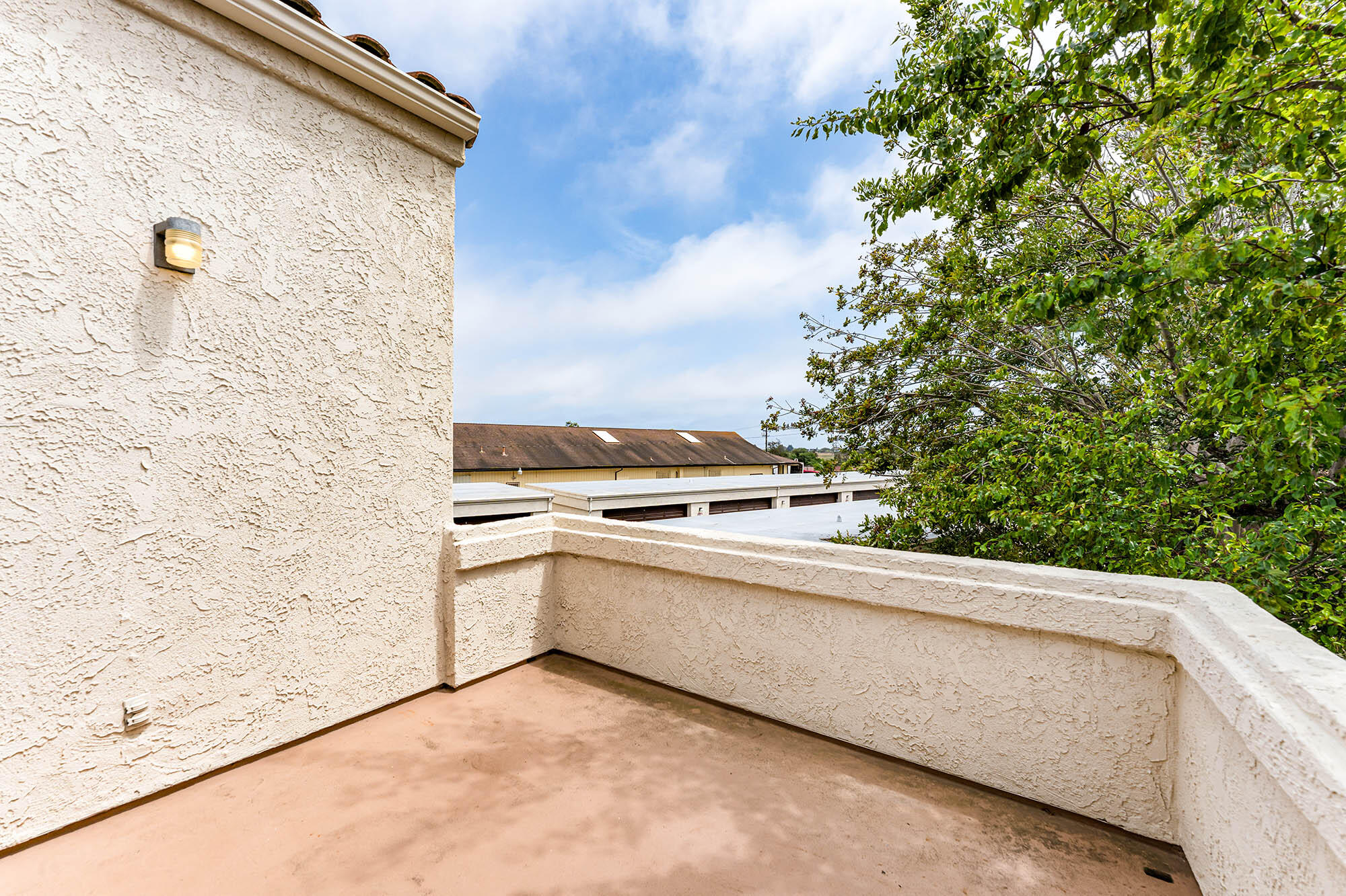 1240 Franciscan Court, 6