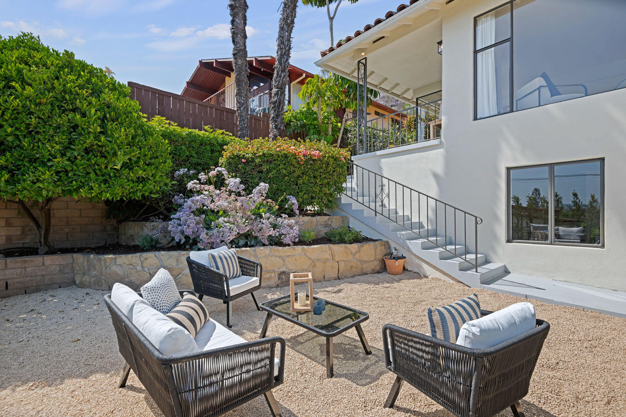 1536 Eucalyptus Hill Road