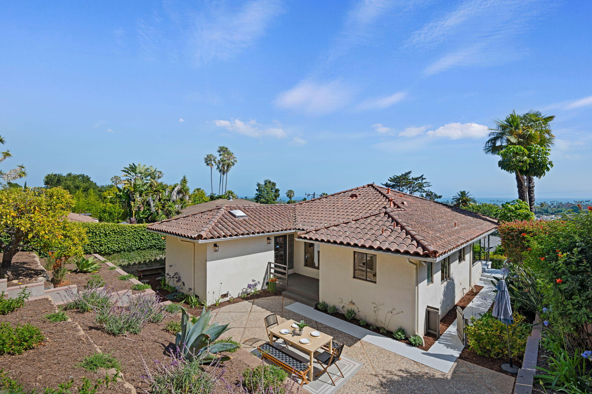 1536 Eucalyptus Hill Road