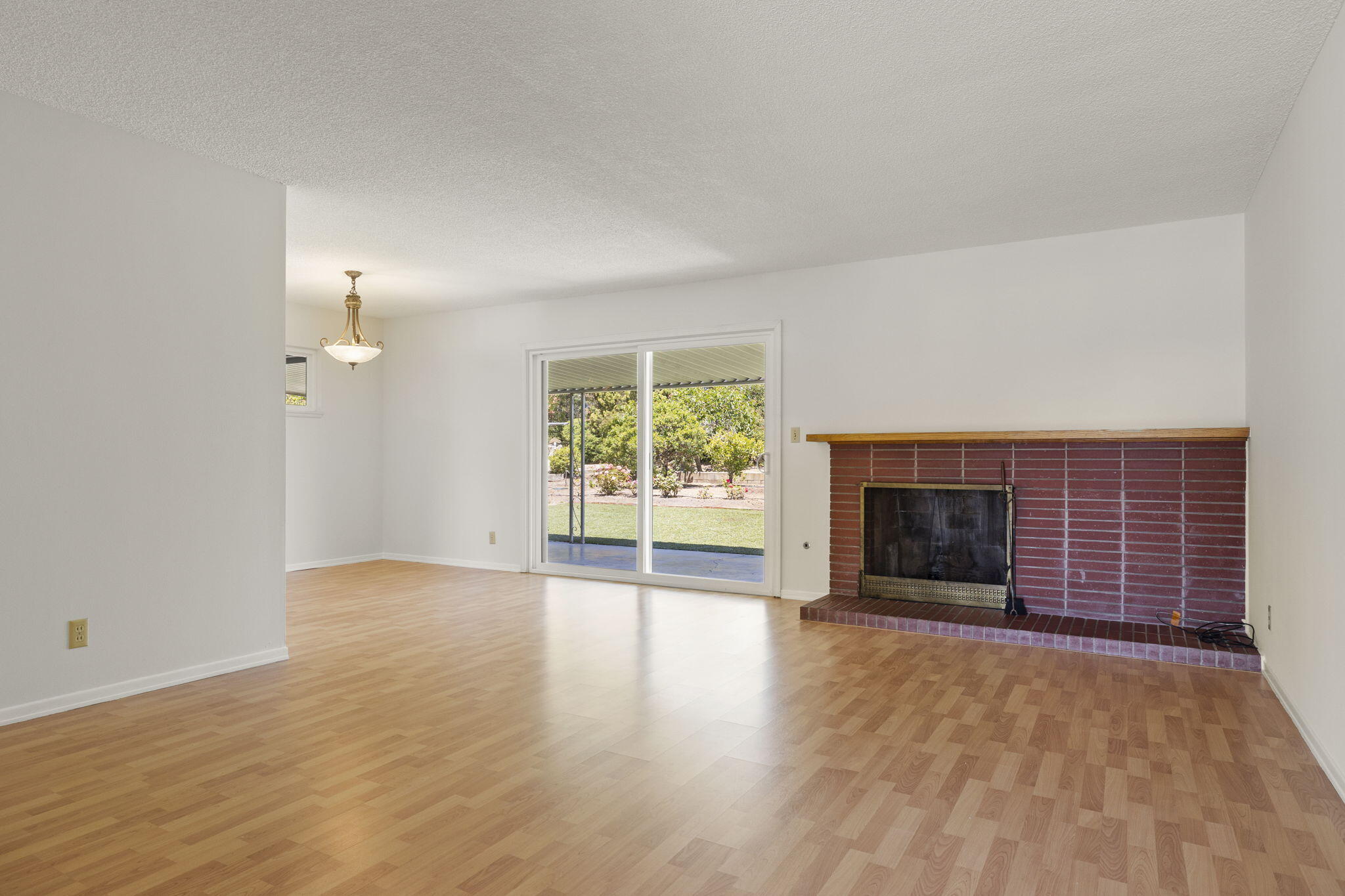 302 Arroyo Road