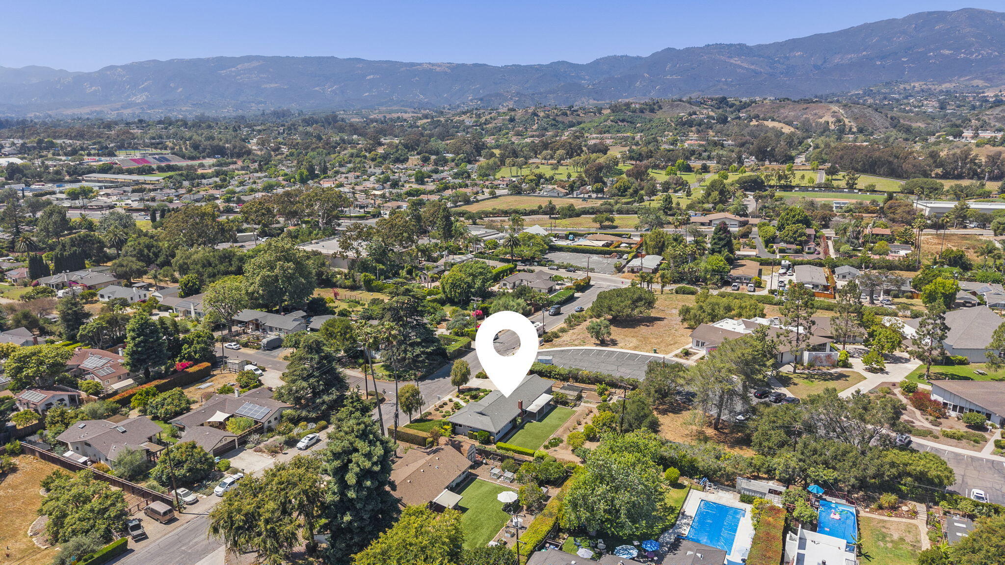 302 Arroyo Road