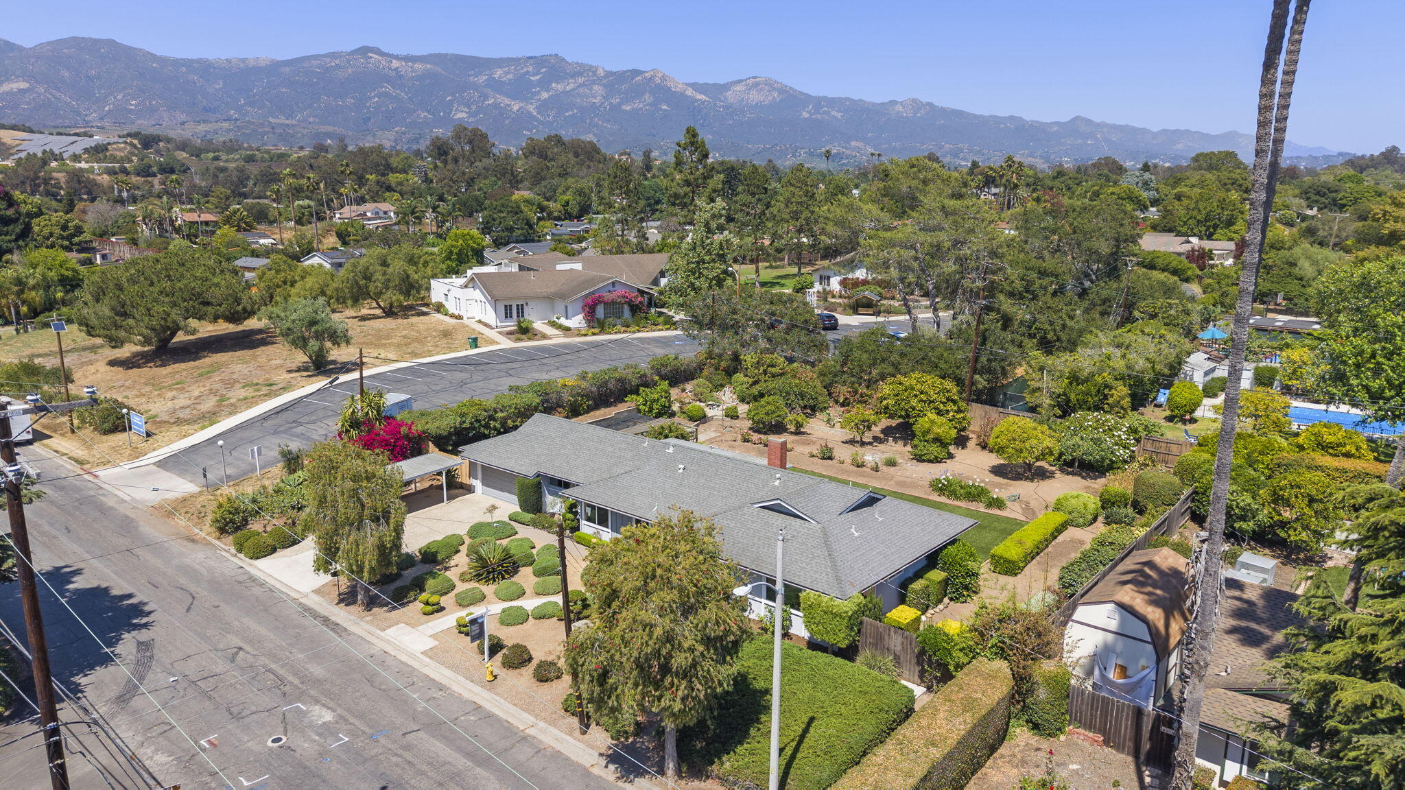 302 Arroyo Road