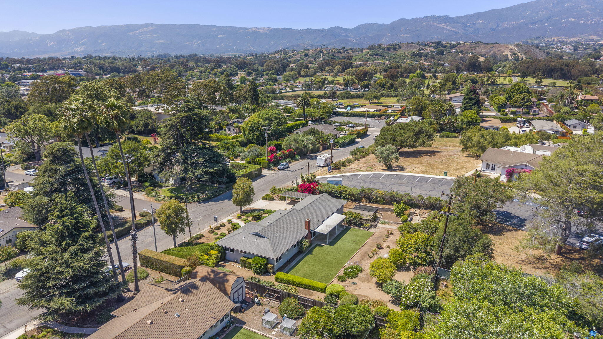 302 Arroyo Road