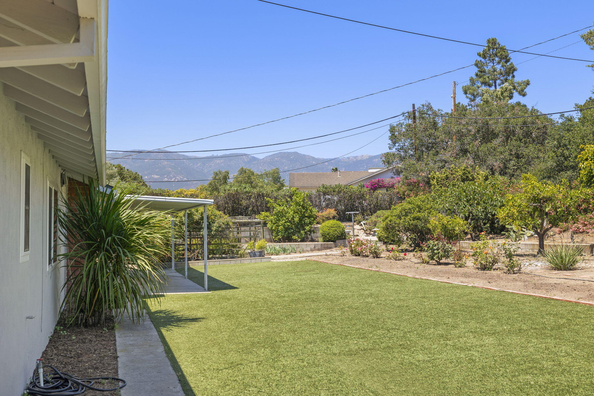 302 Arroyo Road