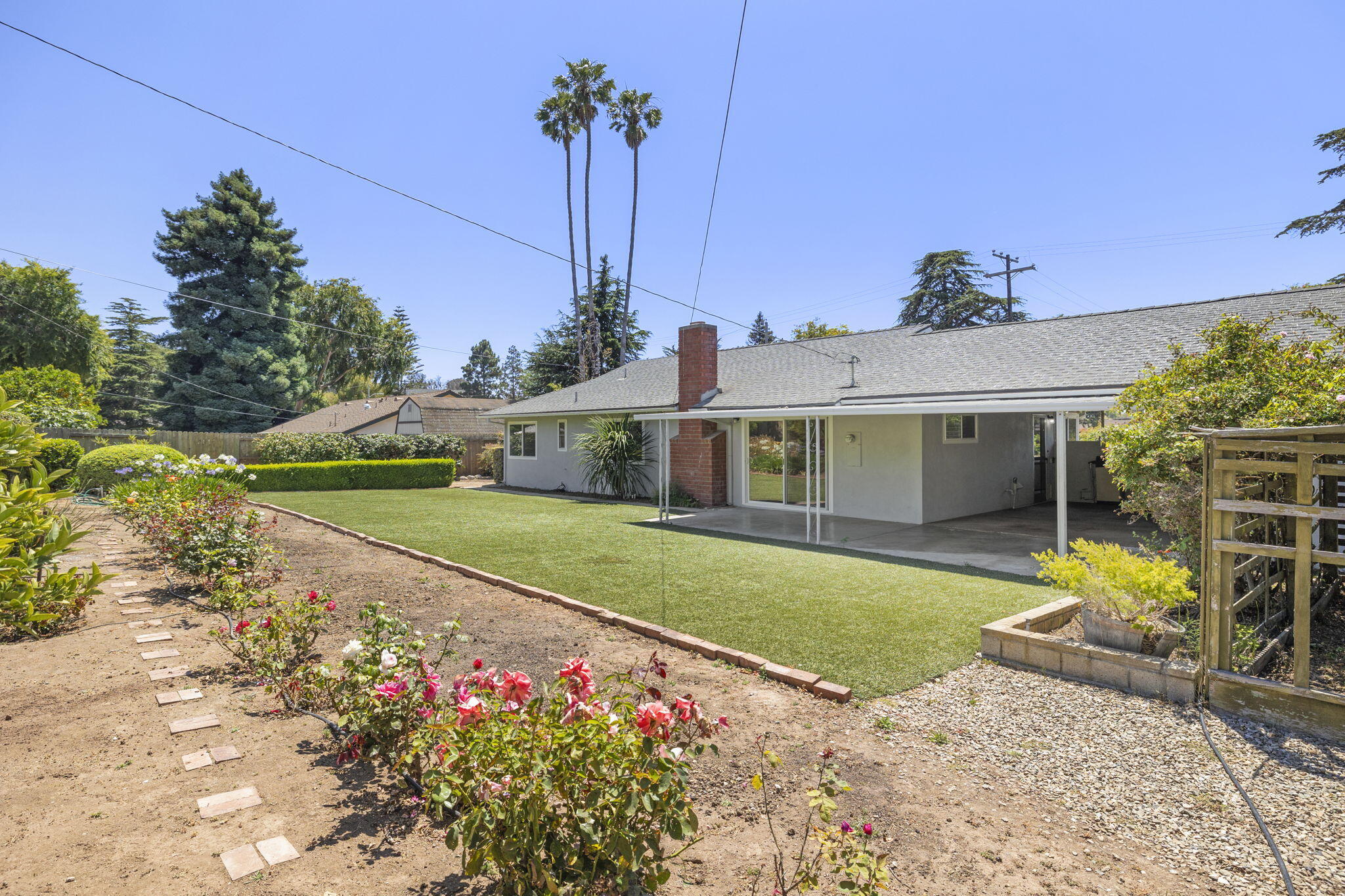 302 Arroyo Road