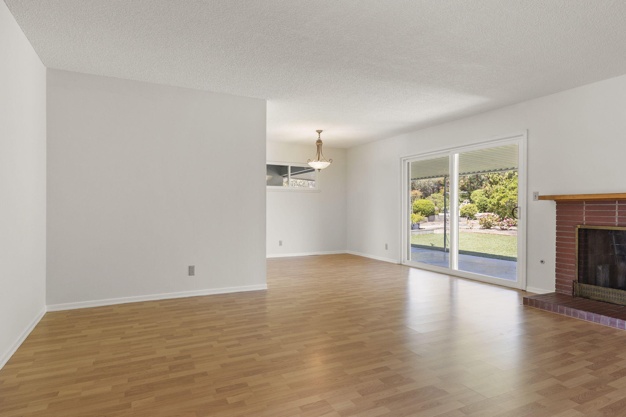 302 Arroyo Road