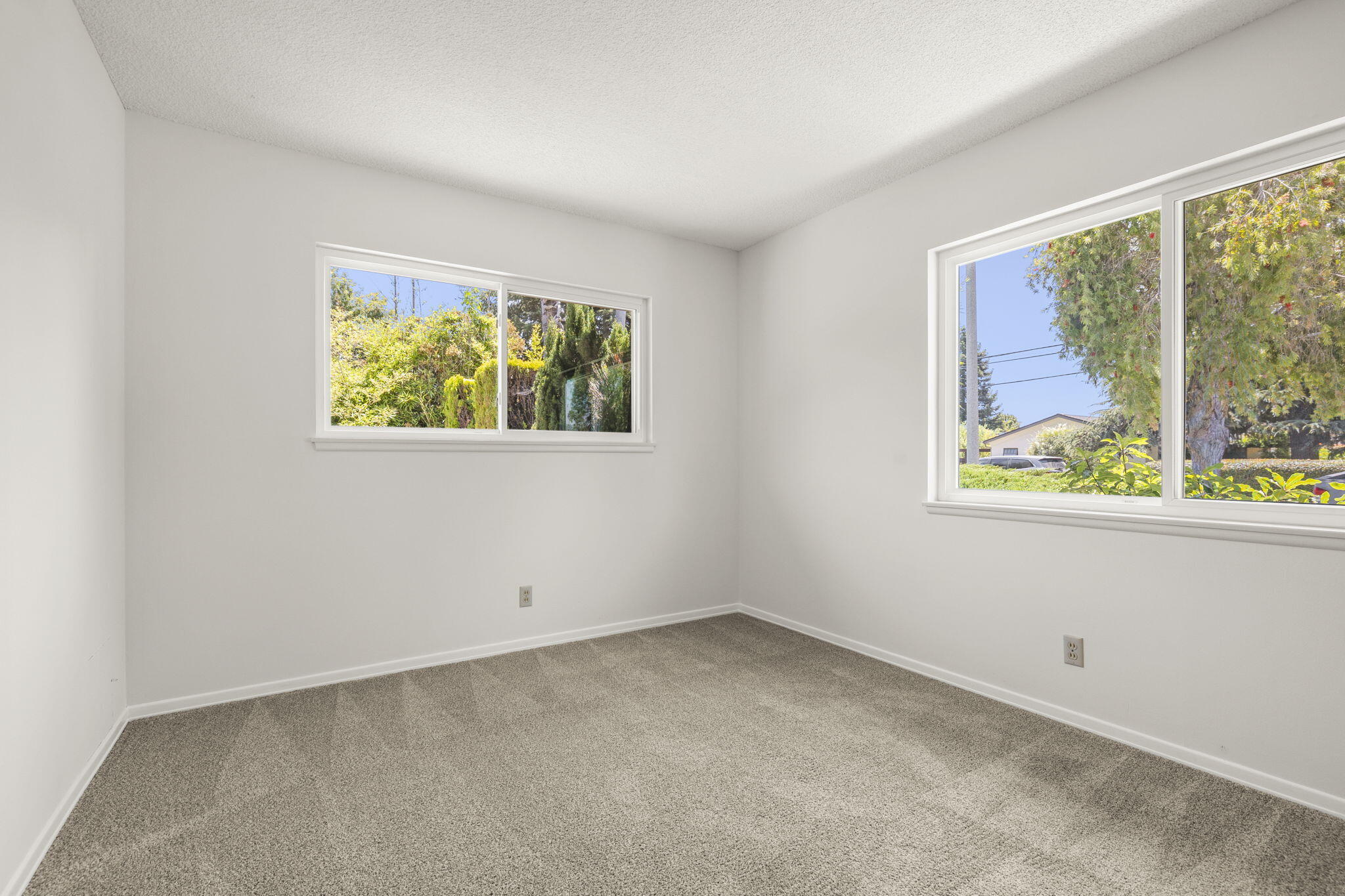 302 Arroyo Road