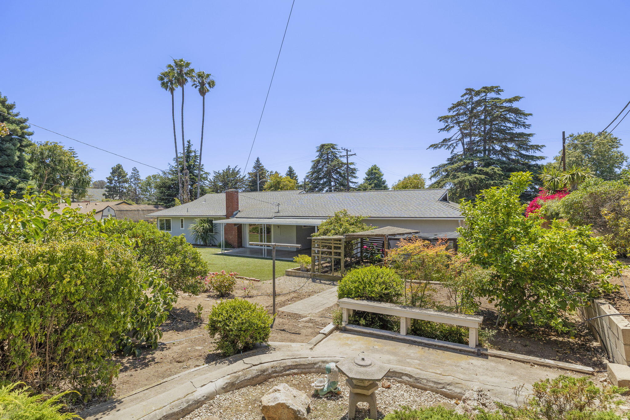 302 Arroyo Road