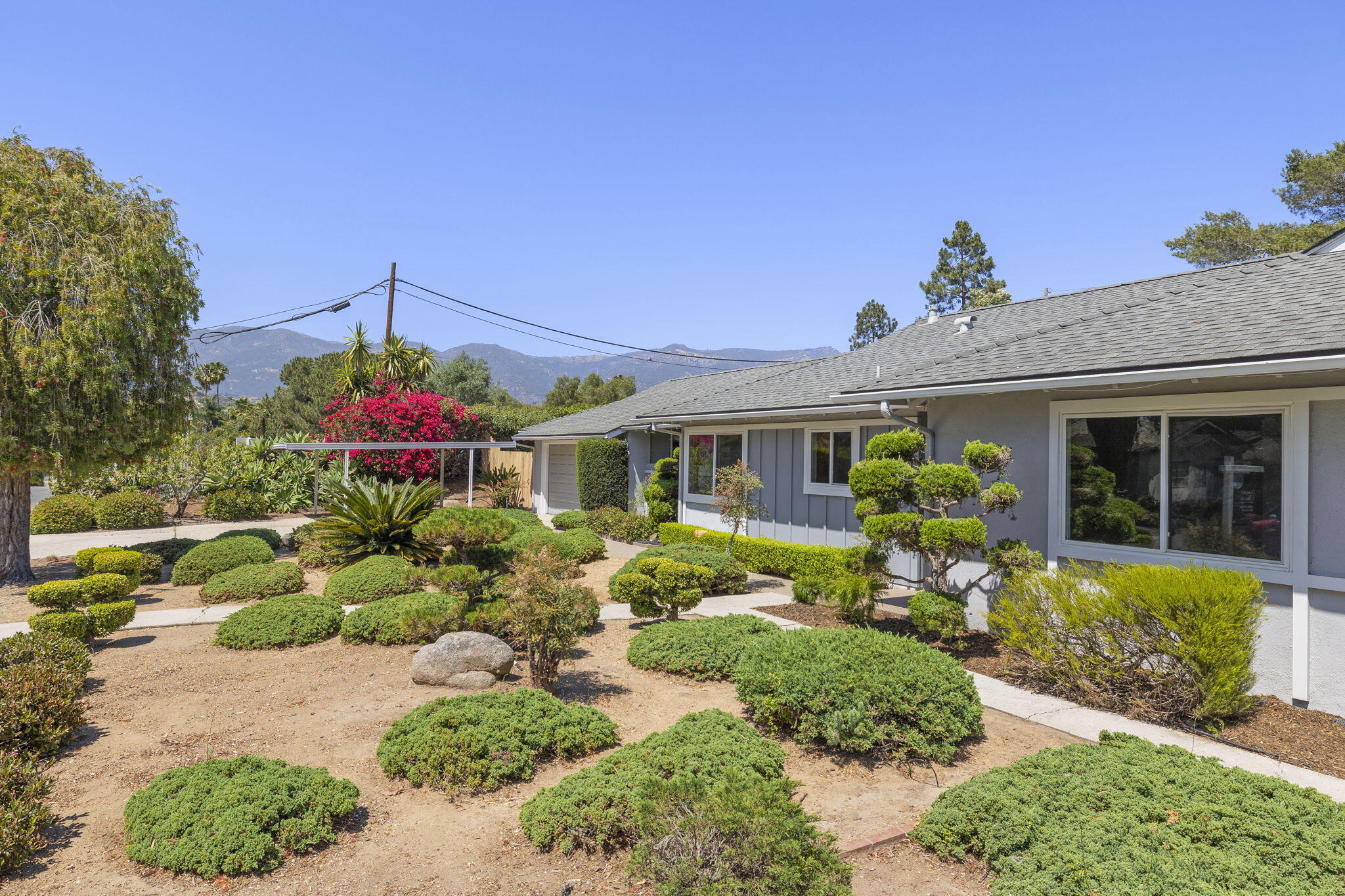 302 Arroyo Road