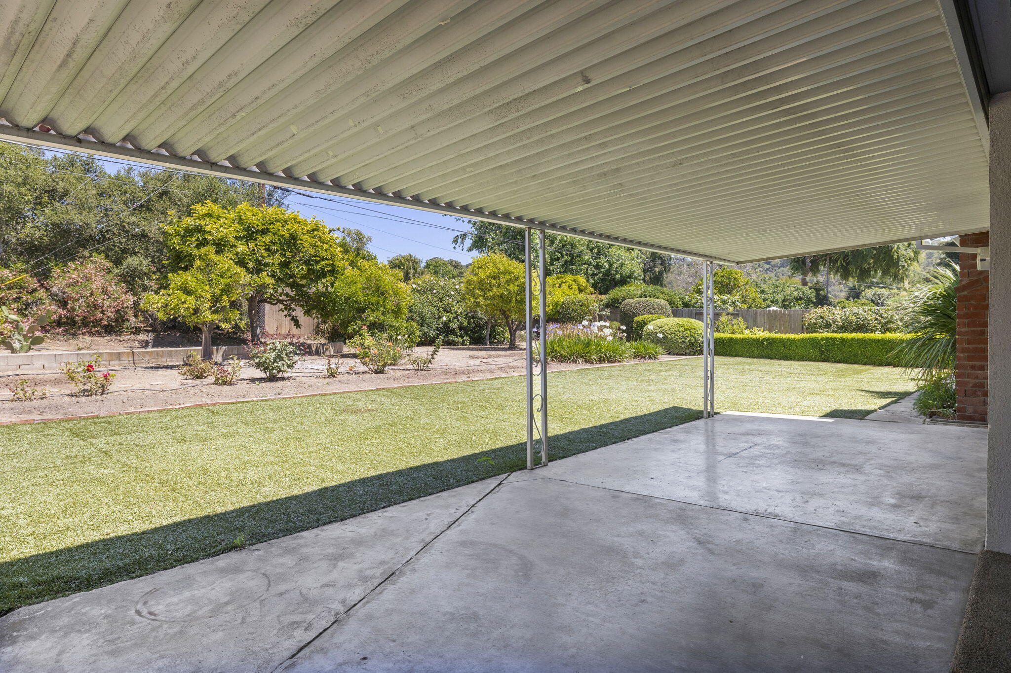 302 Arroyo Road