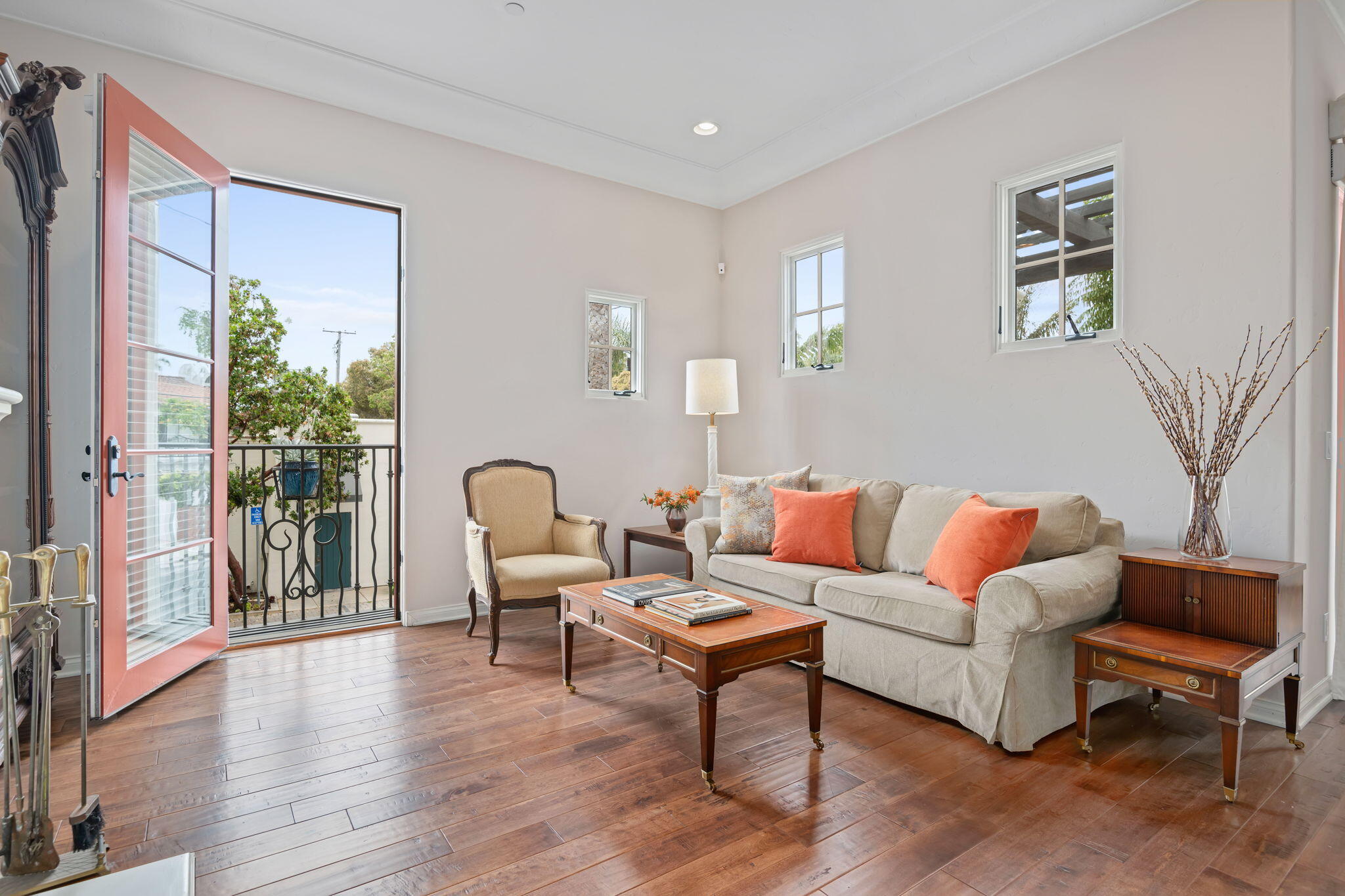 208 Santa Barbara Street Unit: A