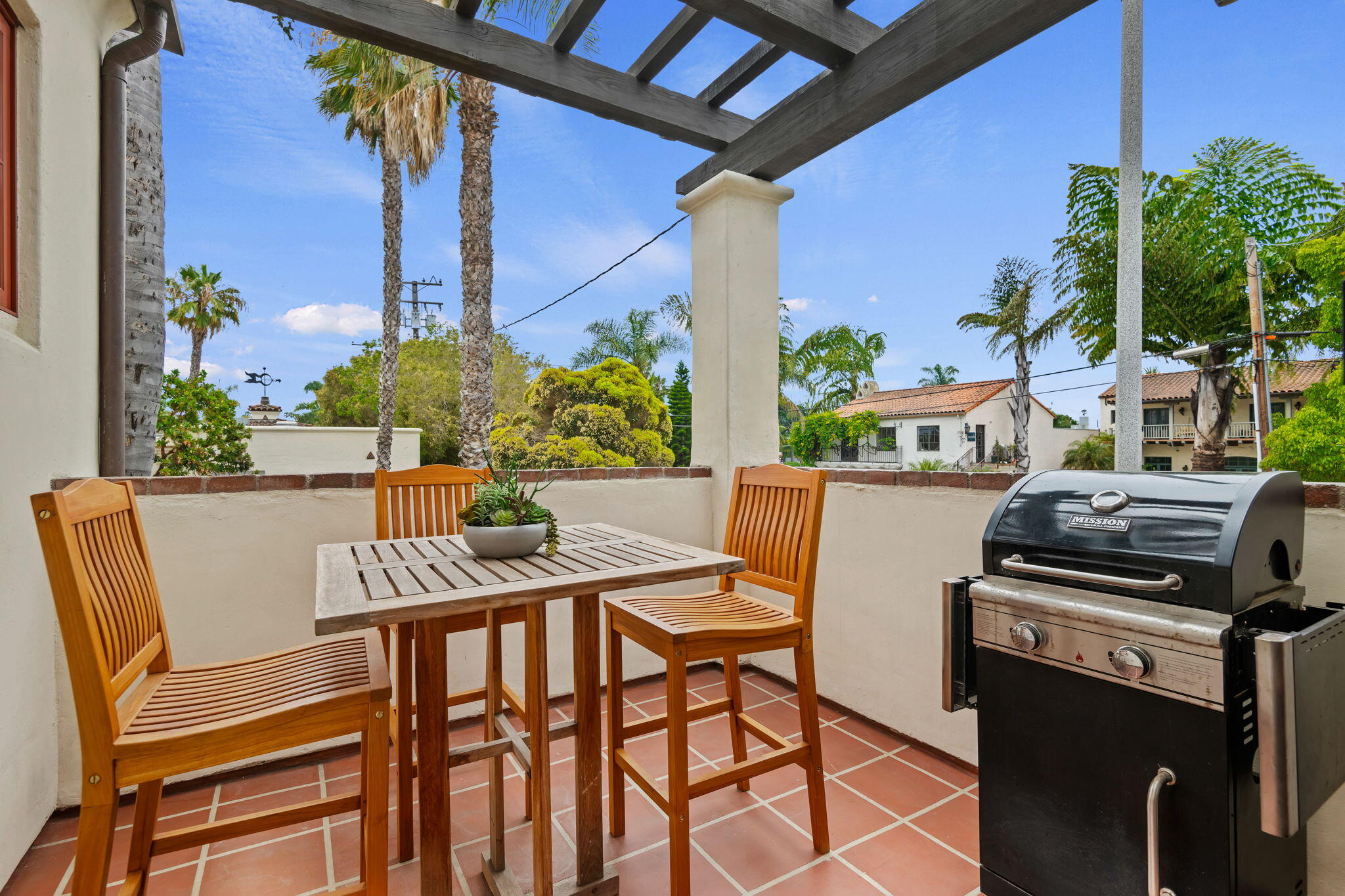 208 Santa Barbara Street Unit: A